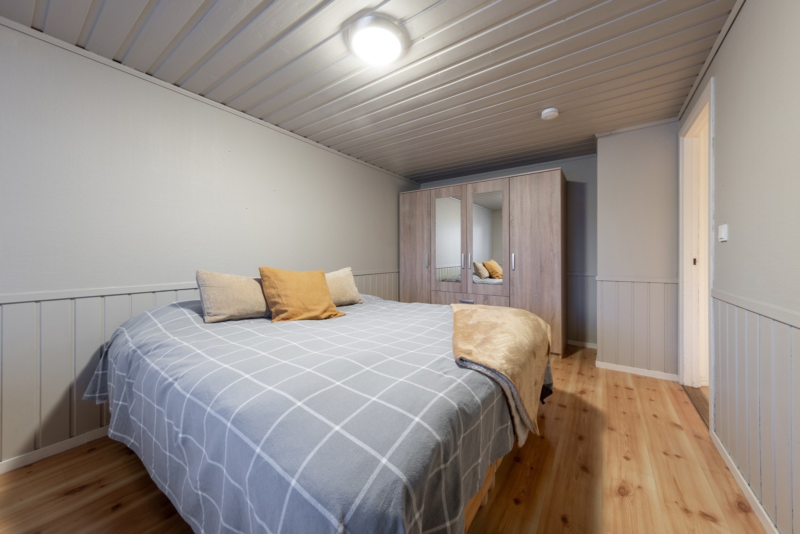 Soverom. Galleribilde