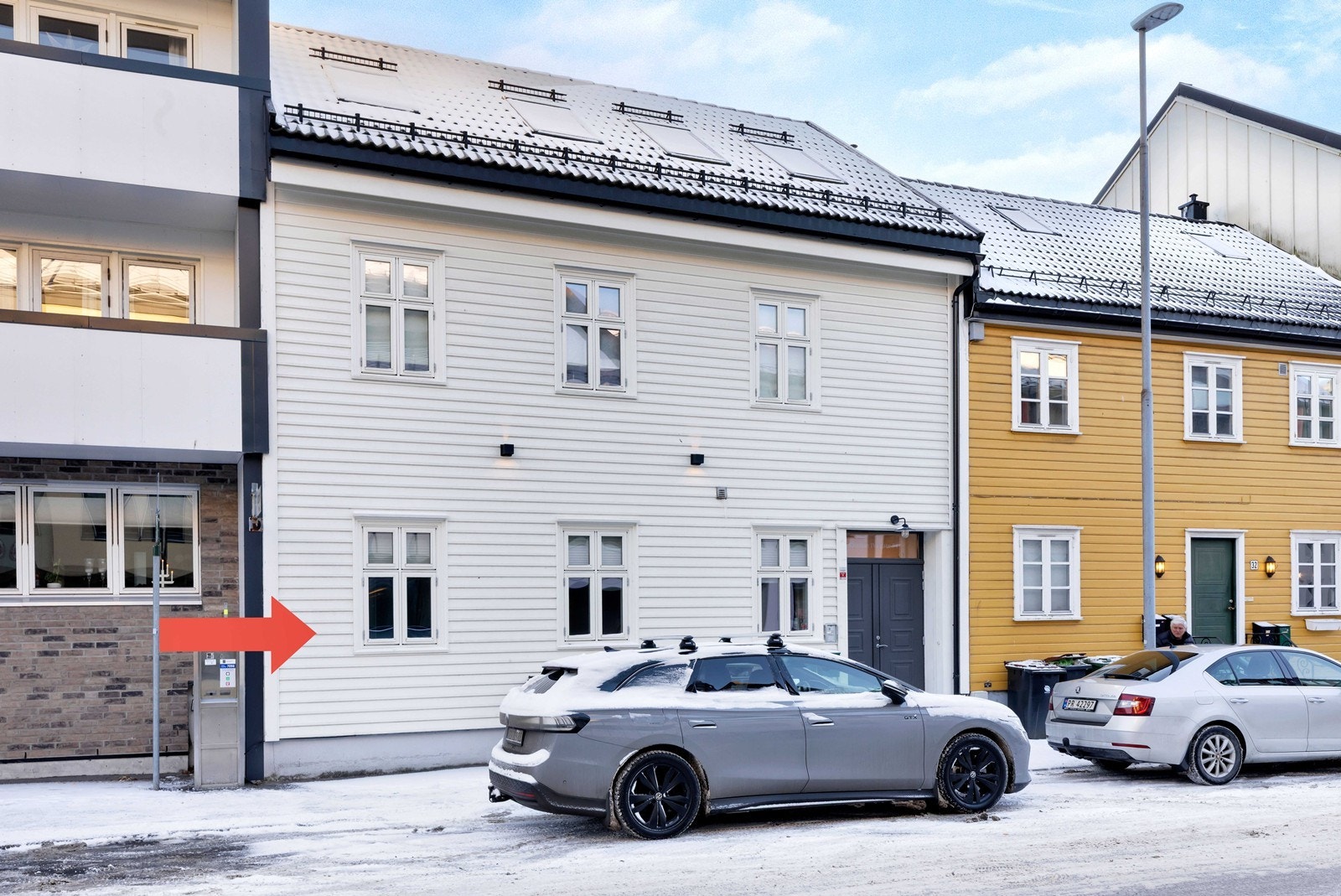 Leiligheten ligger i 1.etasje i bygg fra 2016 Galleribilde