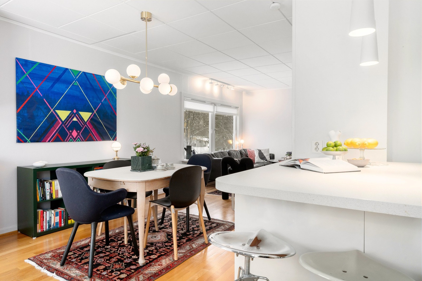 God plass til spisestue. Galleribilde