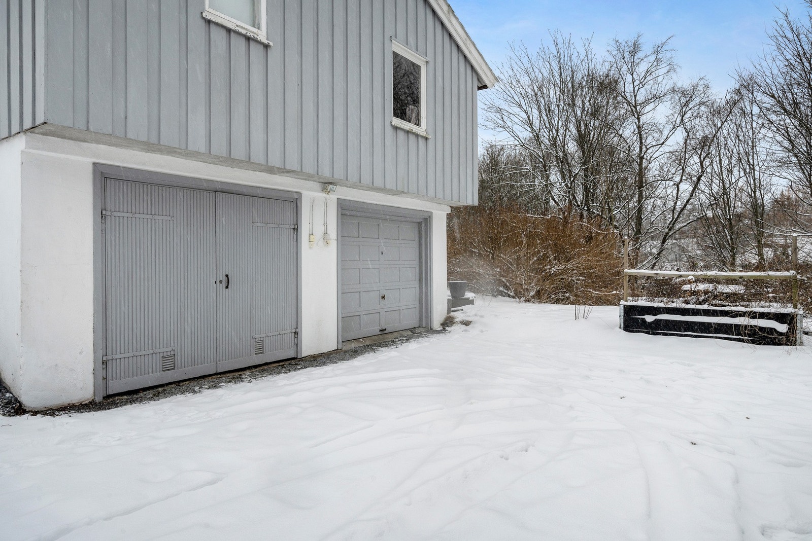 To garasjeplasser medfølger boligen. Galleribilde
