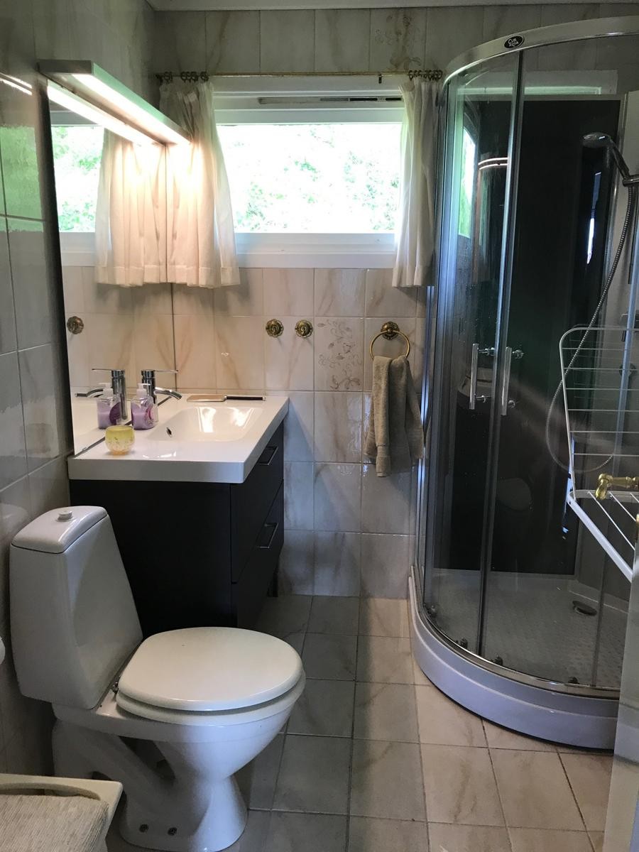 Badet med varmekabler i gulv Galleribilde