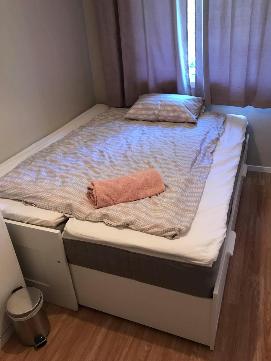 Soverom 2 som med sengen gjort om til dobbelseng. Galleribilde