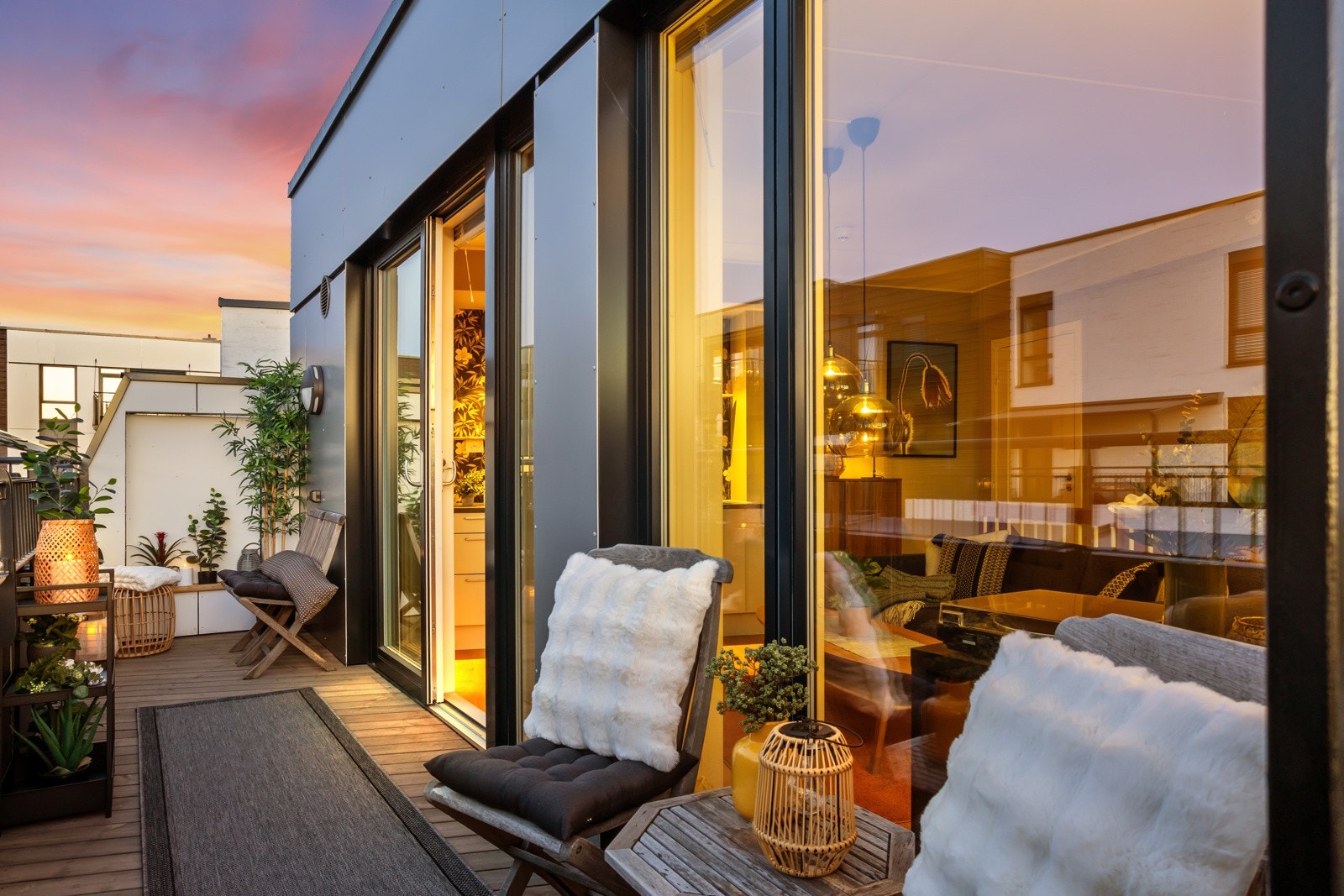 Denne siden ligger inn mot sameiets atrium Galleribilde