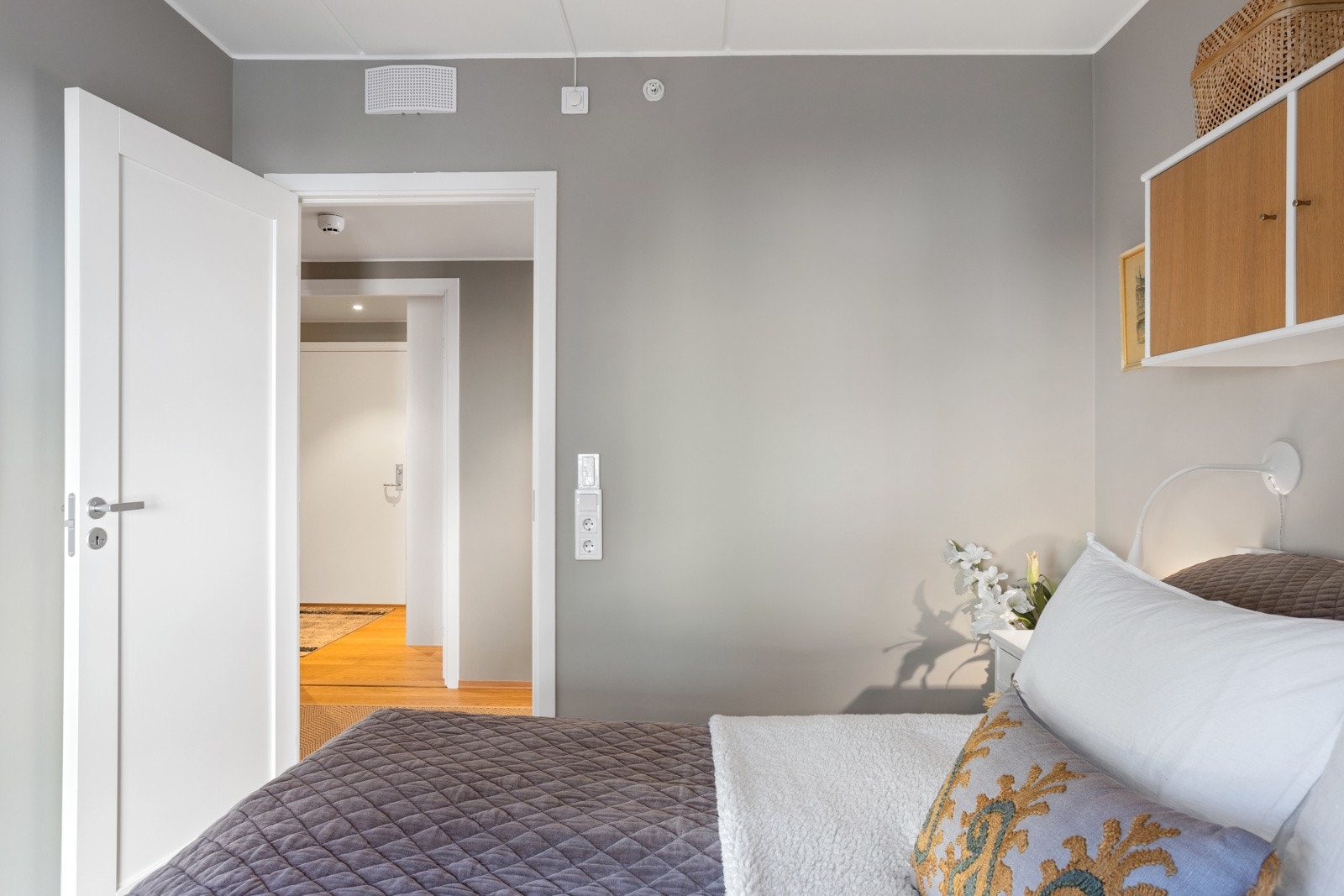 Bad vis a vis rommet Galleribilde