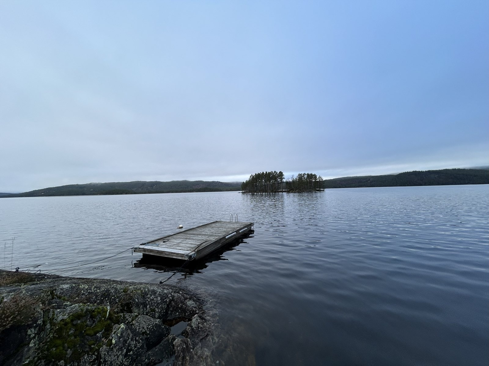 Flott forhold for bading og båtkjøring i Fjorden! Galleribilde