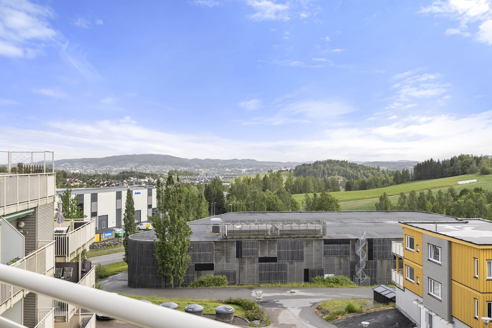- Velkommen til en hyggelig visning - Galleribilde