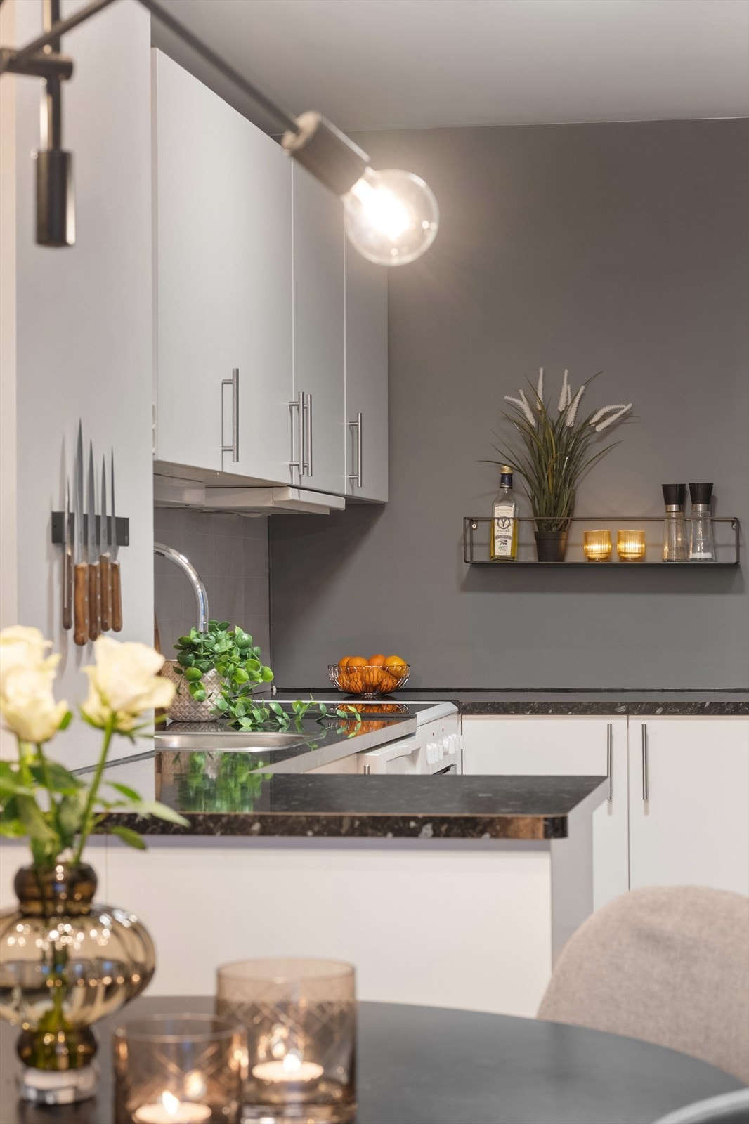 En ventilator med avtrekk direkte ut gjennom yttervegg sørger for effektiv utlufting. Galleribilde