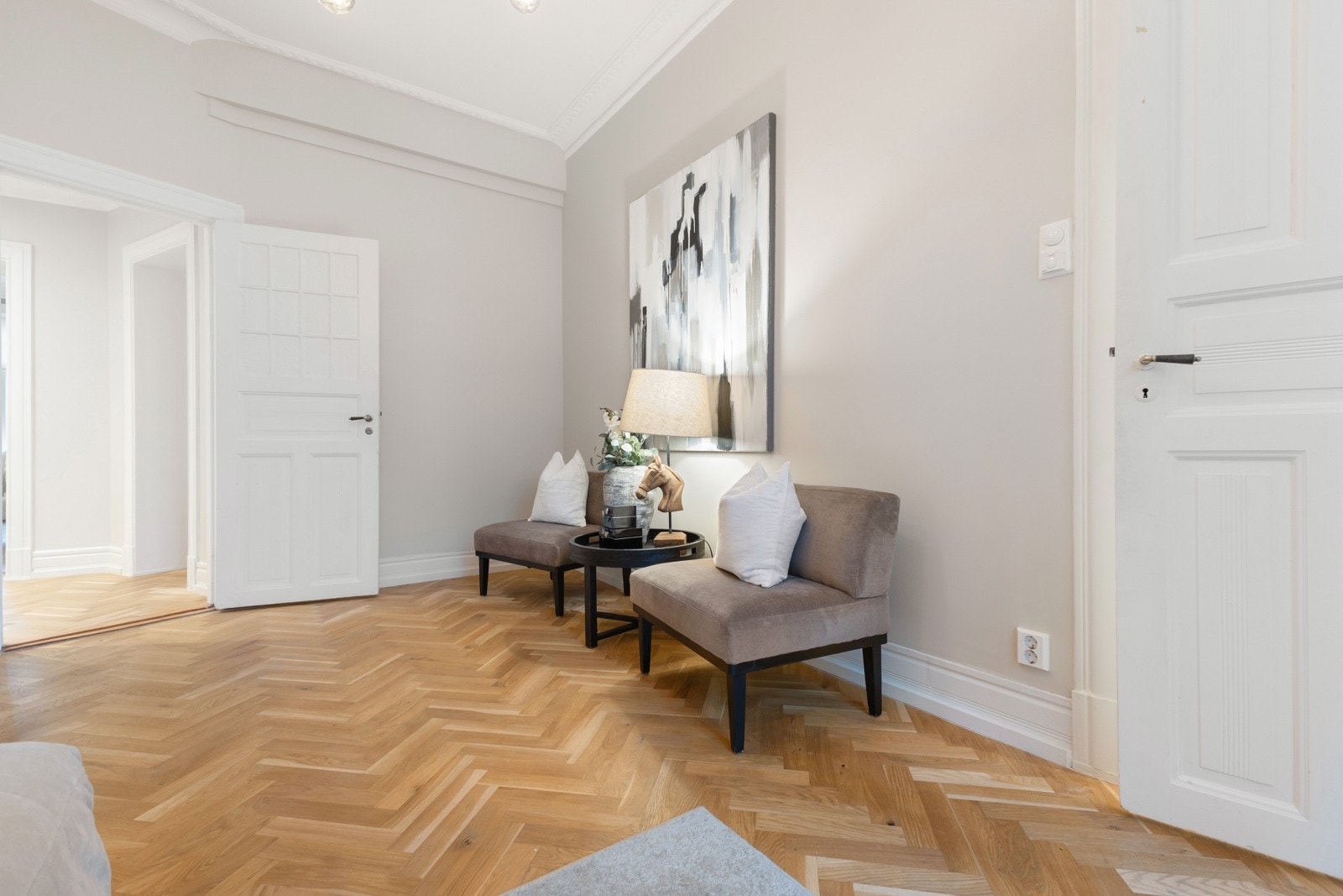 Et perfekt gjesterom eller ungdomsrom med eksklusiv atmosfære. Galleribilde