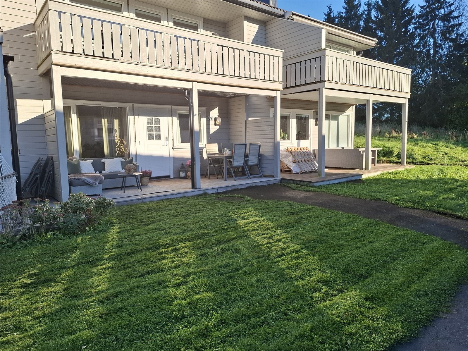 Privat sommerbilde. Galleribilde