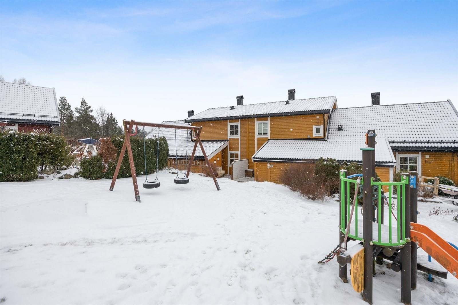 I tillegg er det en flott lekeplass like ved Galleribilde