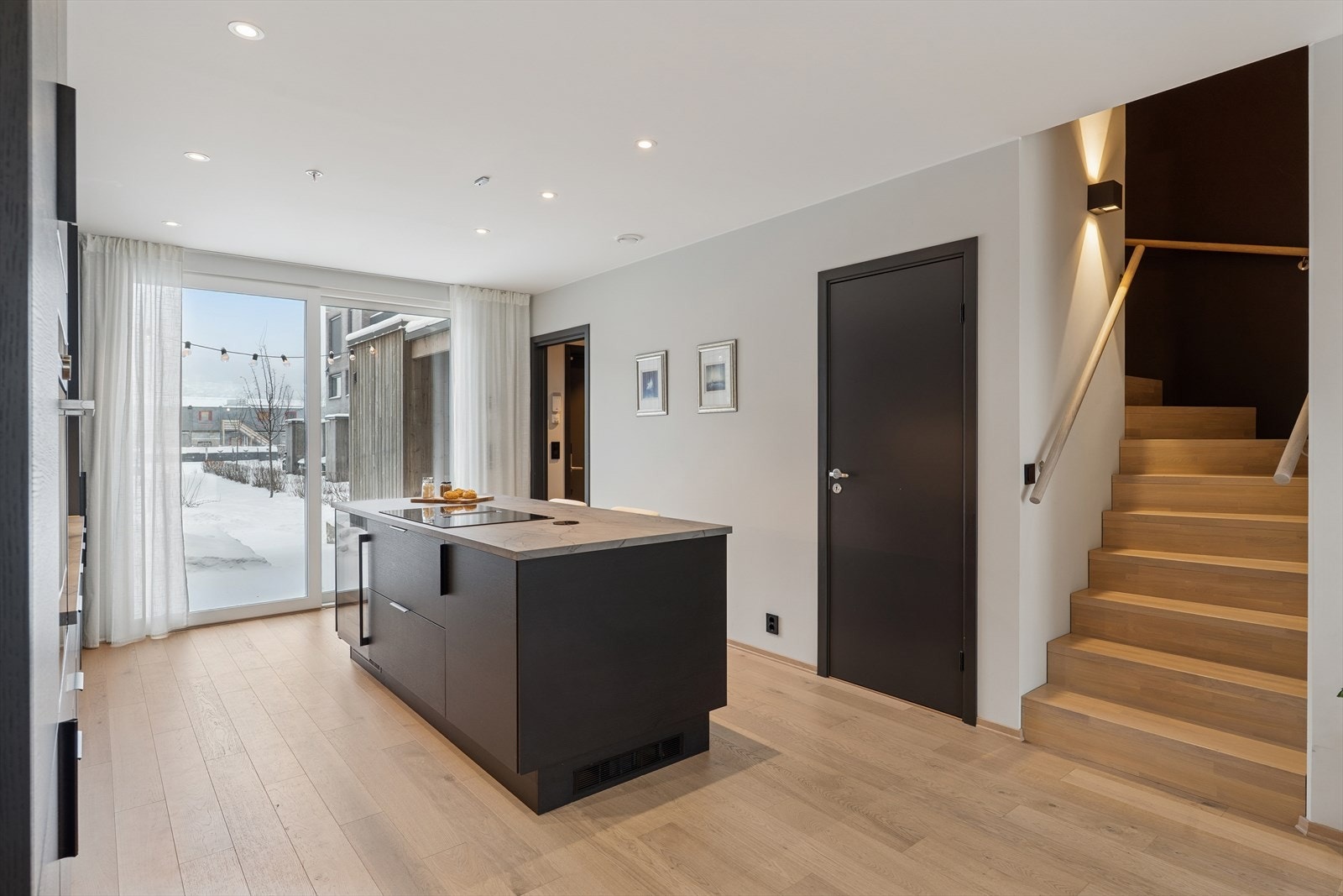 Velkommen opp til 2. etasje Galleribilde