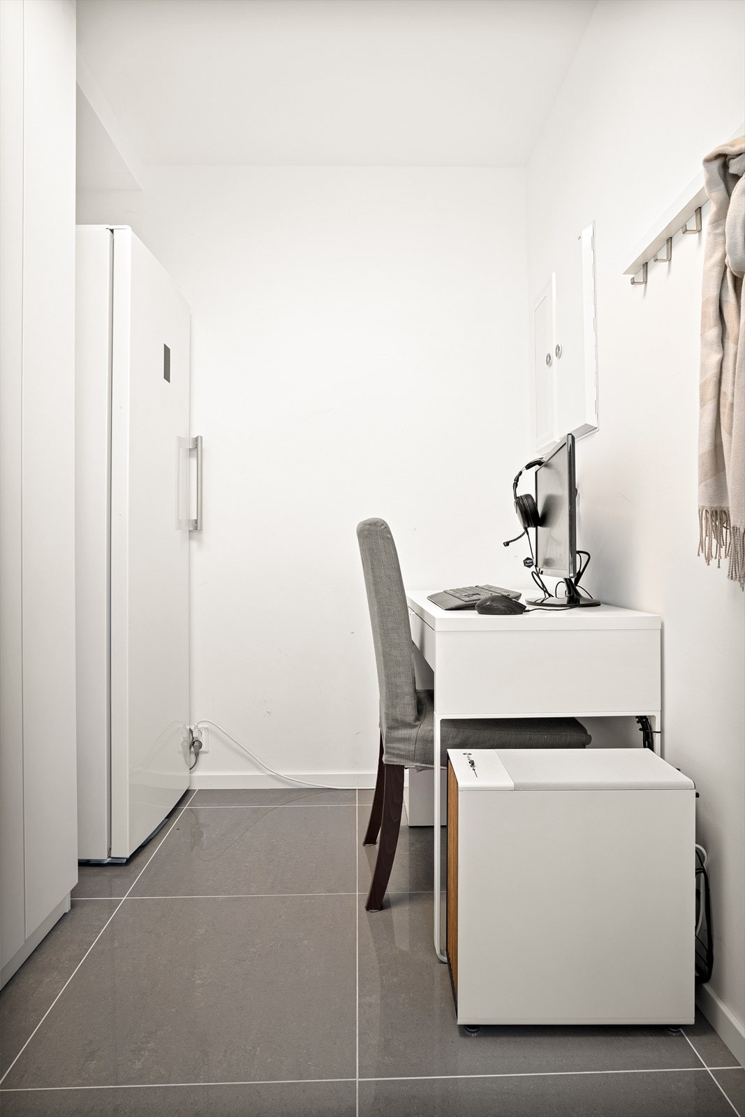 Bod og biinngang. Galleribilde