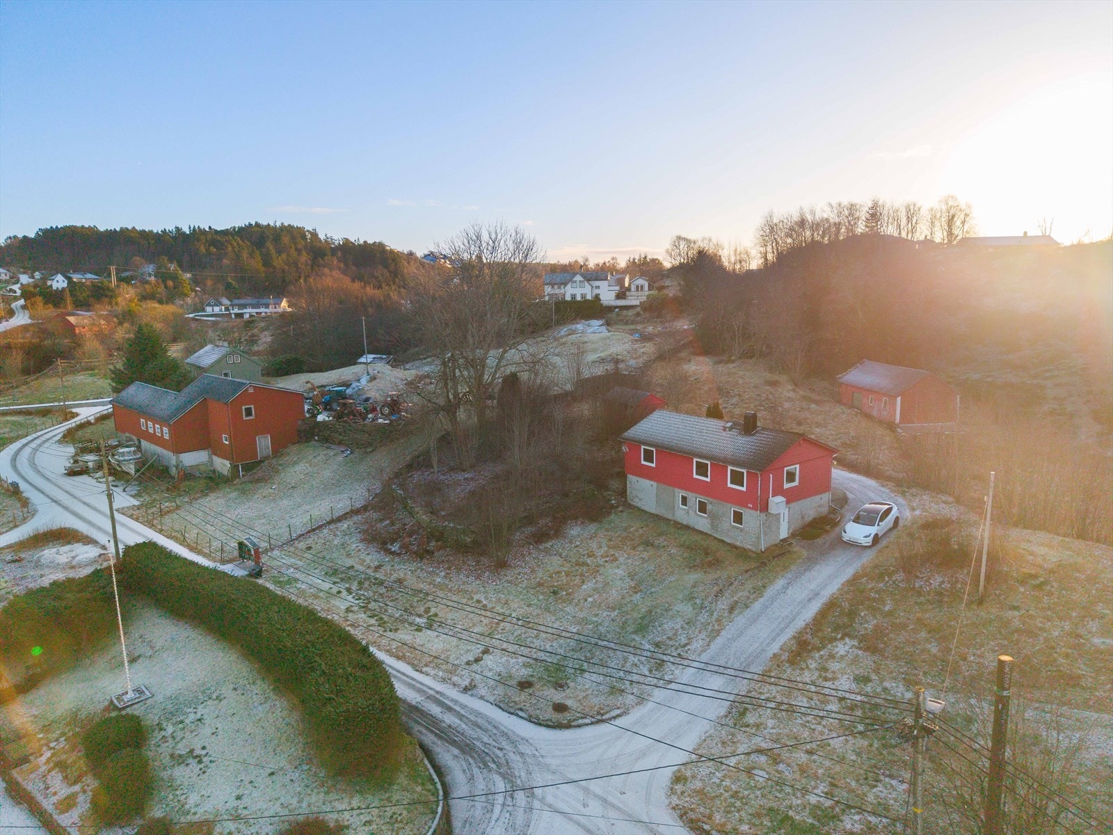 Eiendommen har en flott, landlig og fredelig beliggenhet. Galleribilde