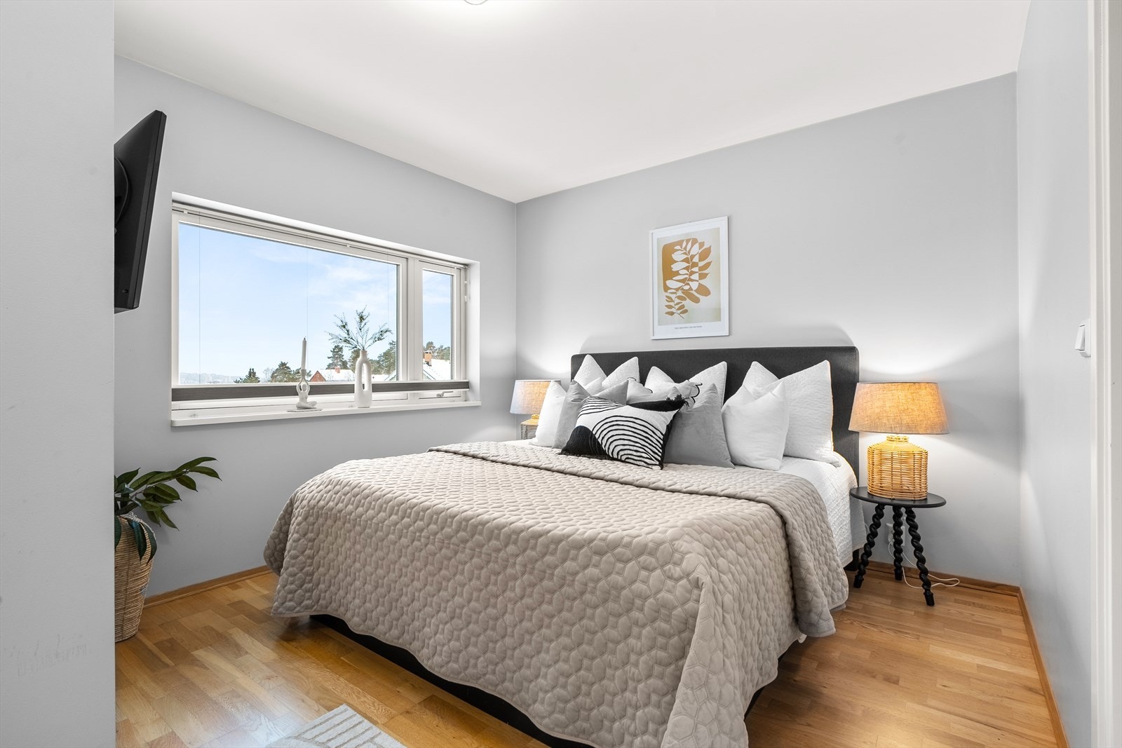 Her har du heller ingen innsyn. Innsyn har du forøvrig heller ikke fra noen steder i rekkehuset. Galleribilde