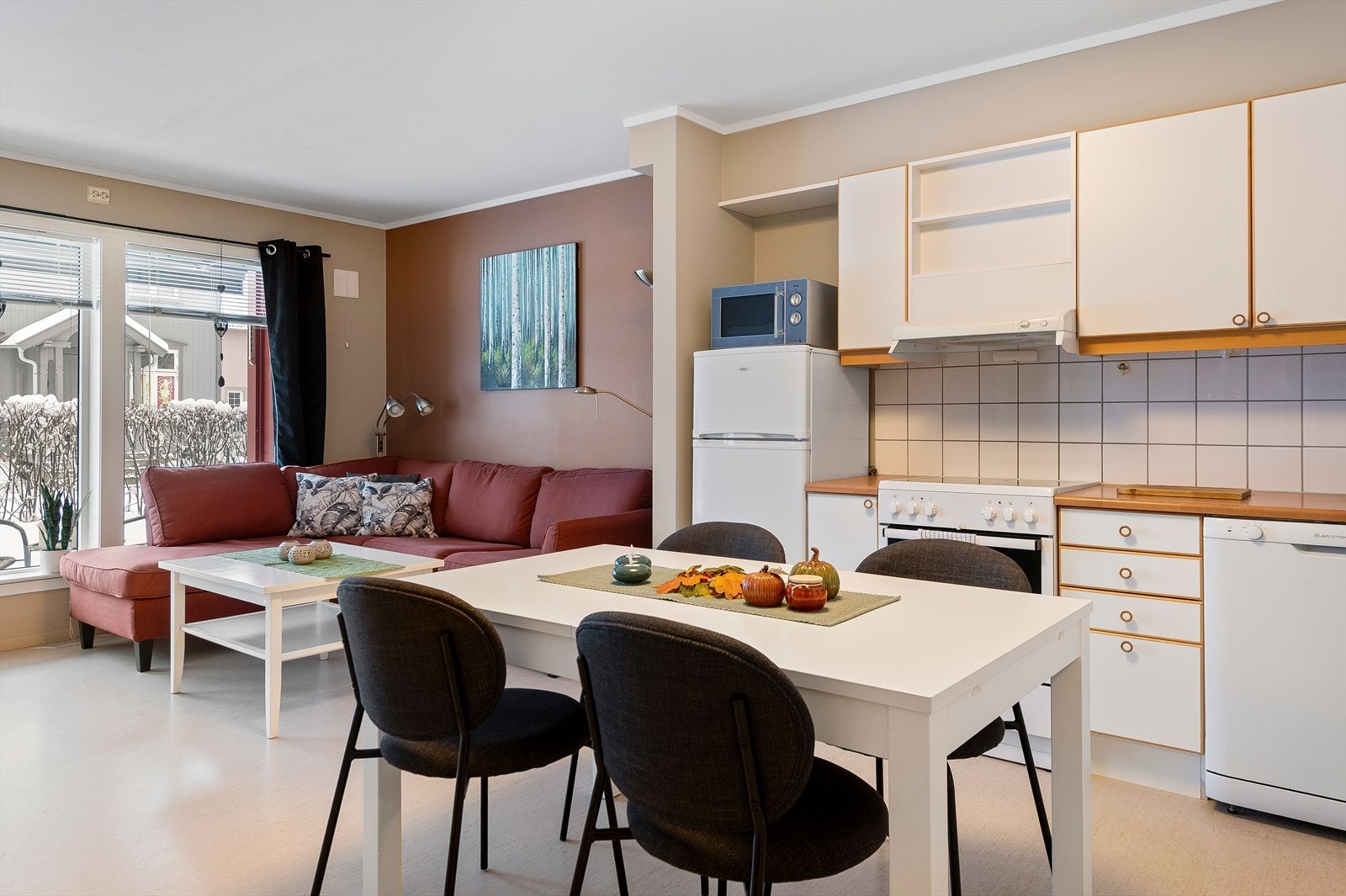 Leilighetes planløsning deles inn i naturlige soner. Galleribilde