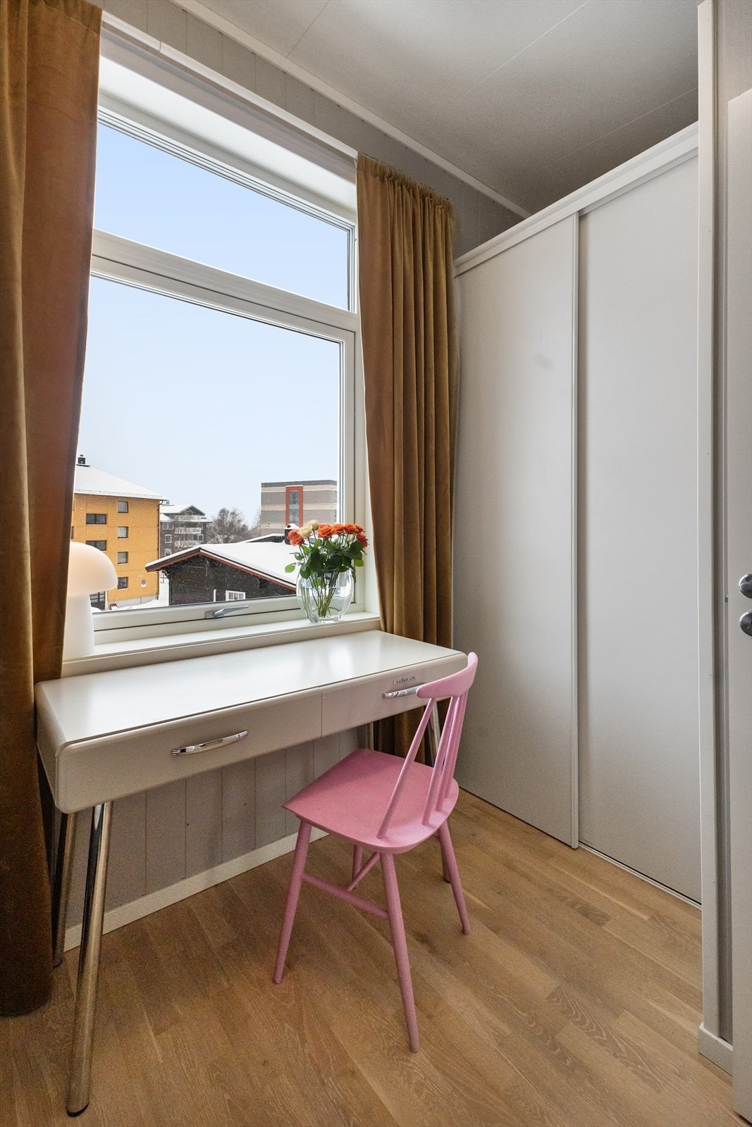 Soverom 2 i 3.etg. Galleribilde