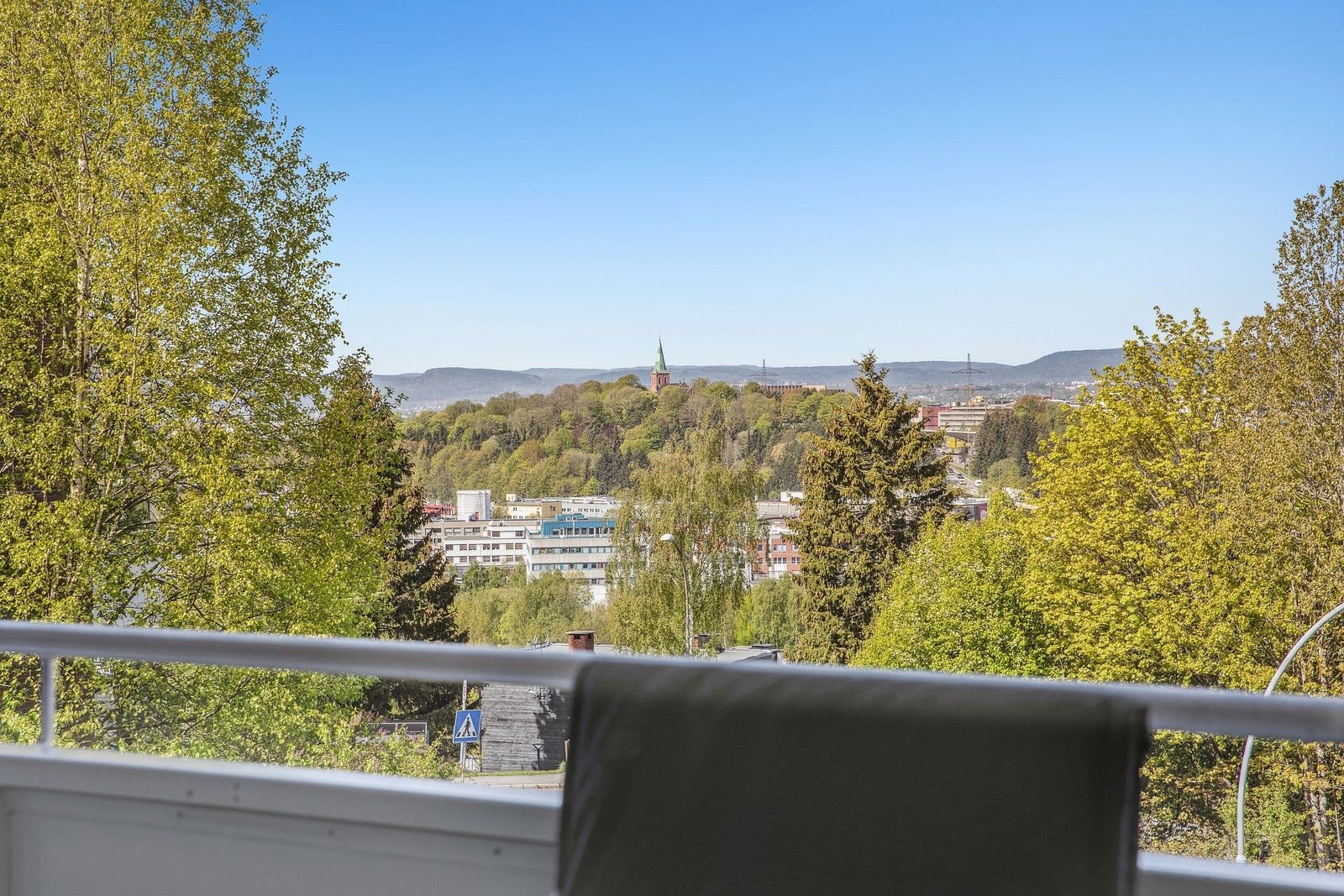 Utsikt fra balkongen. Galleribilde