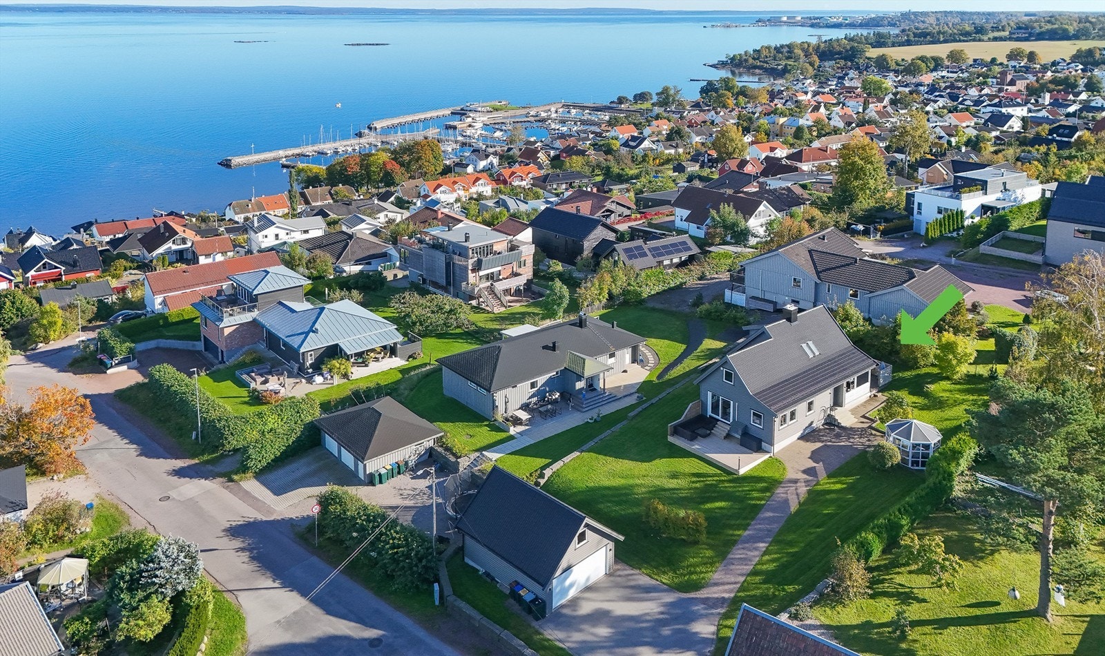 Hage med lysthus Galleribilde