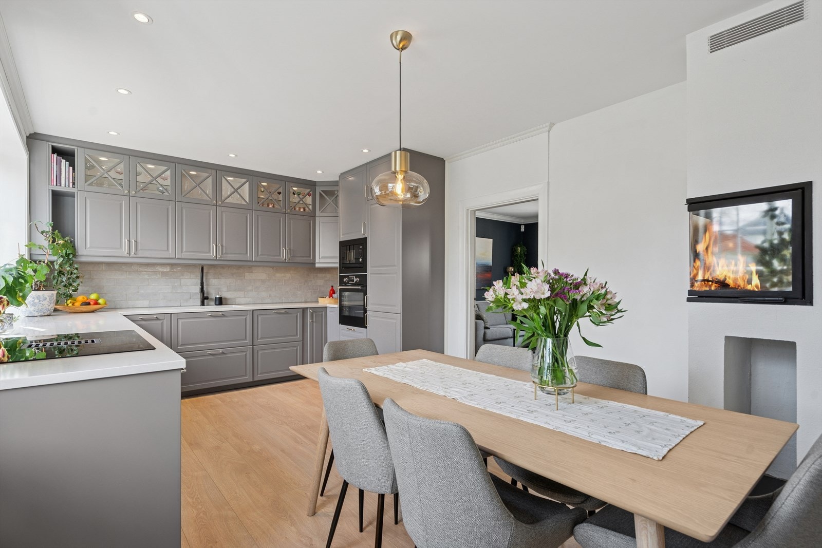 Alt i alt et svært funksjonelt og godt kjøkken som innbyr til gode smaksopplevelser. Galleribilde