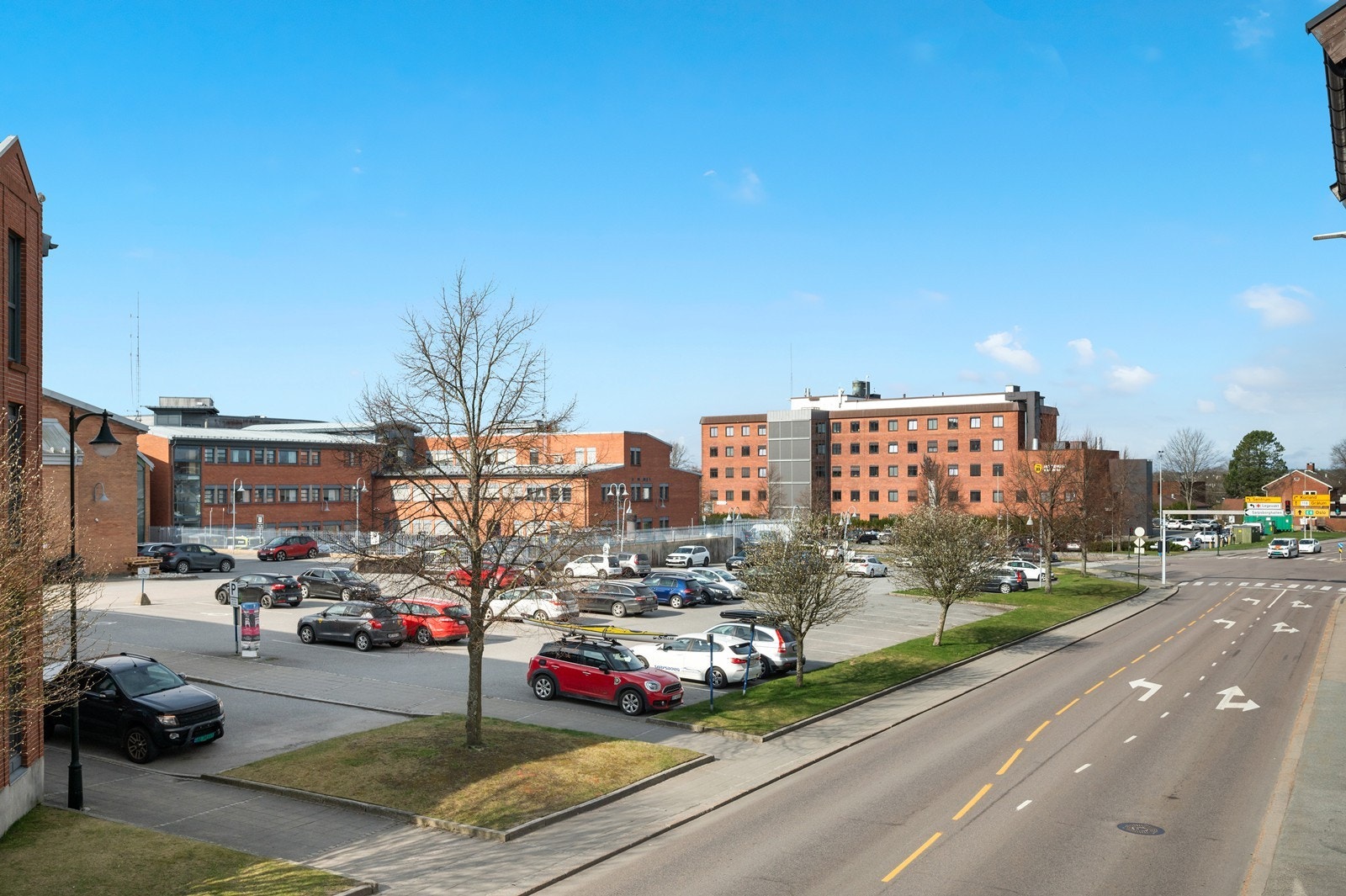 Her bor du meget sentralt med korte avstander til alle byens fasiliteter. Galleribilde