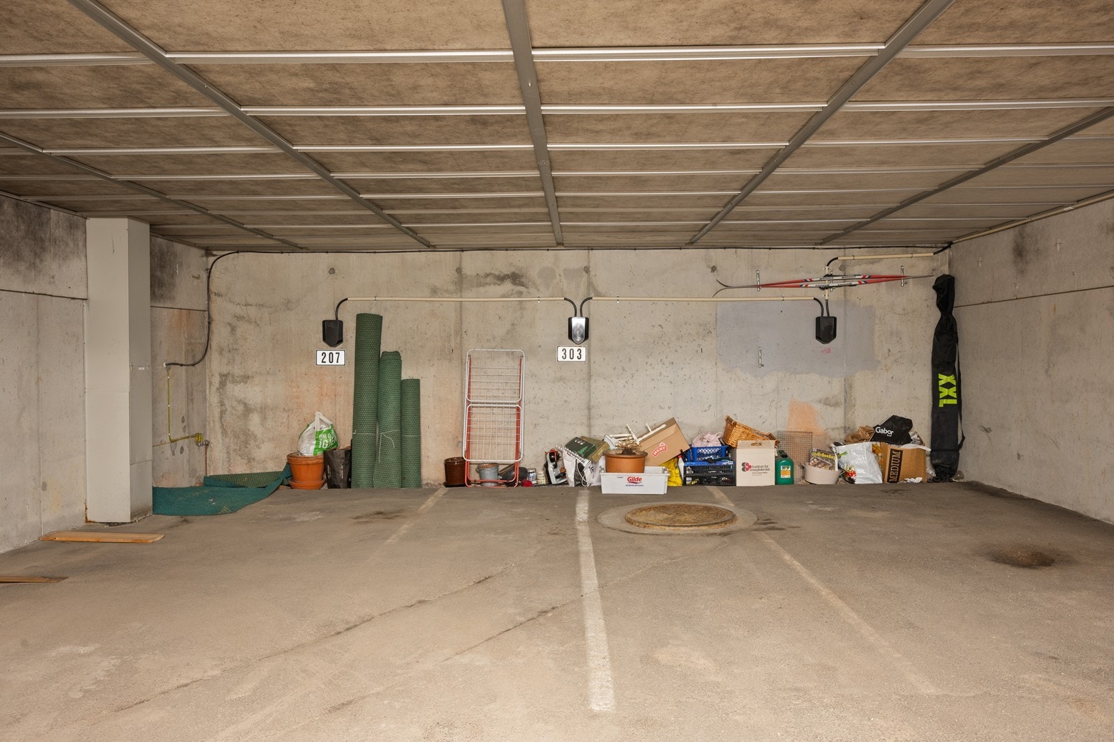 Det medfølger parkeringsplass i felles garasjekjeller. Galleribilde