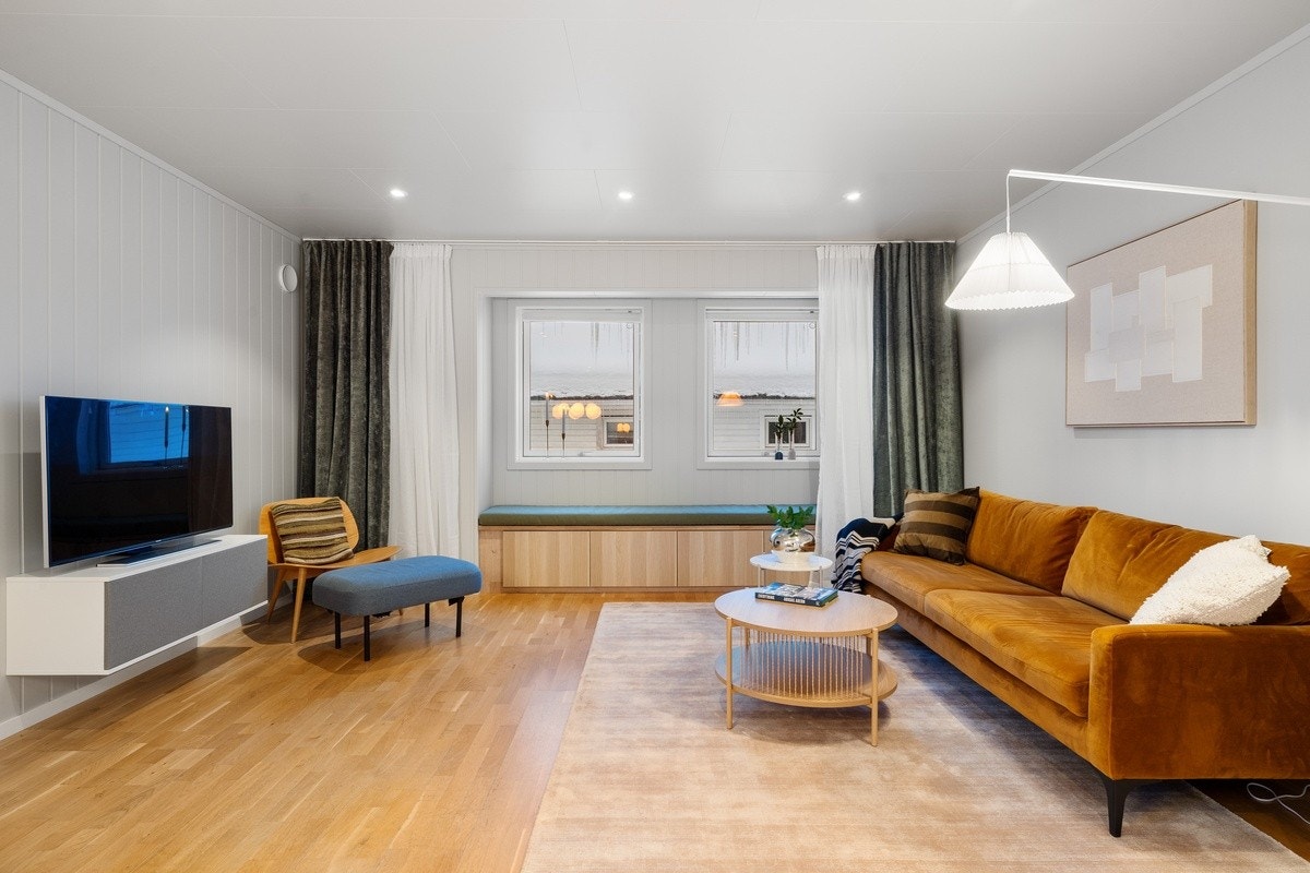 Stue med innebygd benk Galleribilde