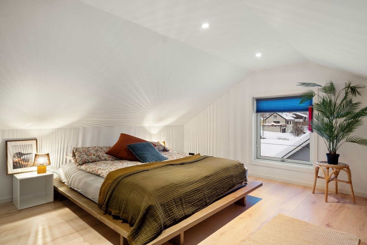 Hems med japansk inspirert soveplass semg 160 cm Galleribilde