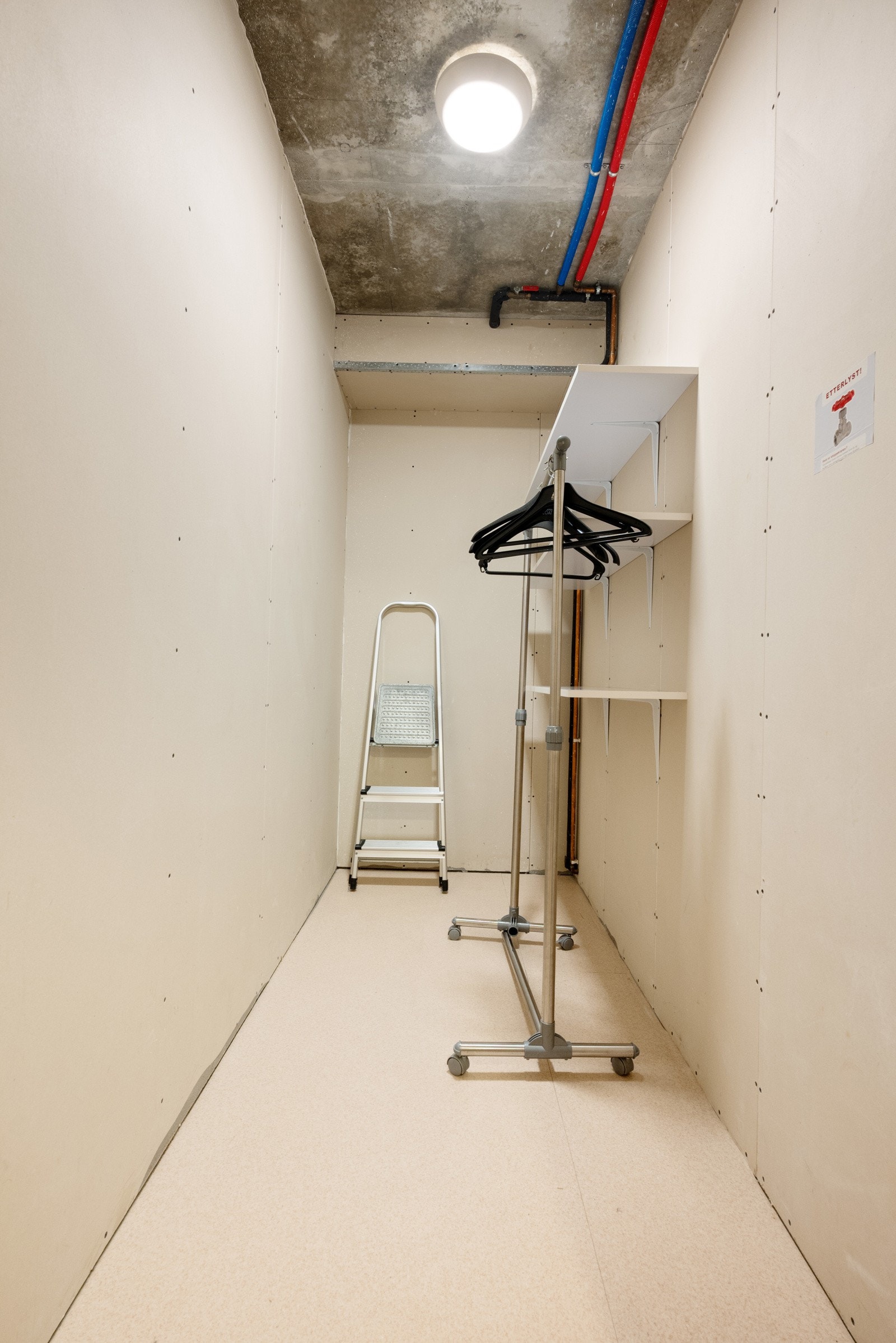 Lagringsplass i innvendig bod. Galleribilde