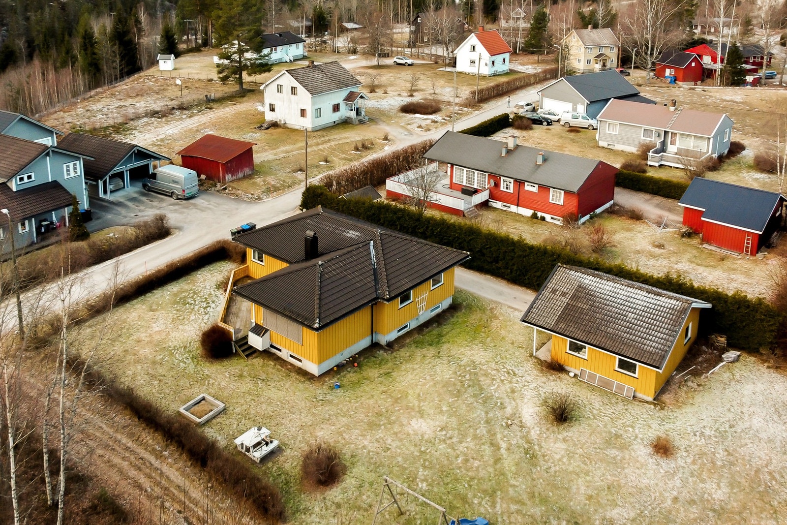 Store deler av boligen er innredet. Galleribilde