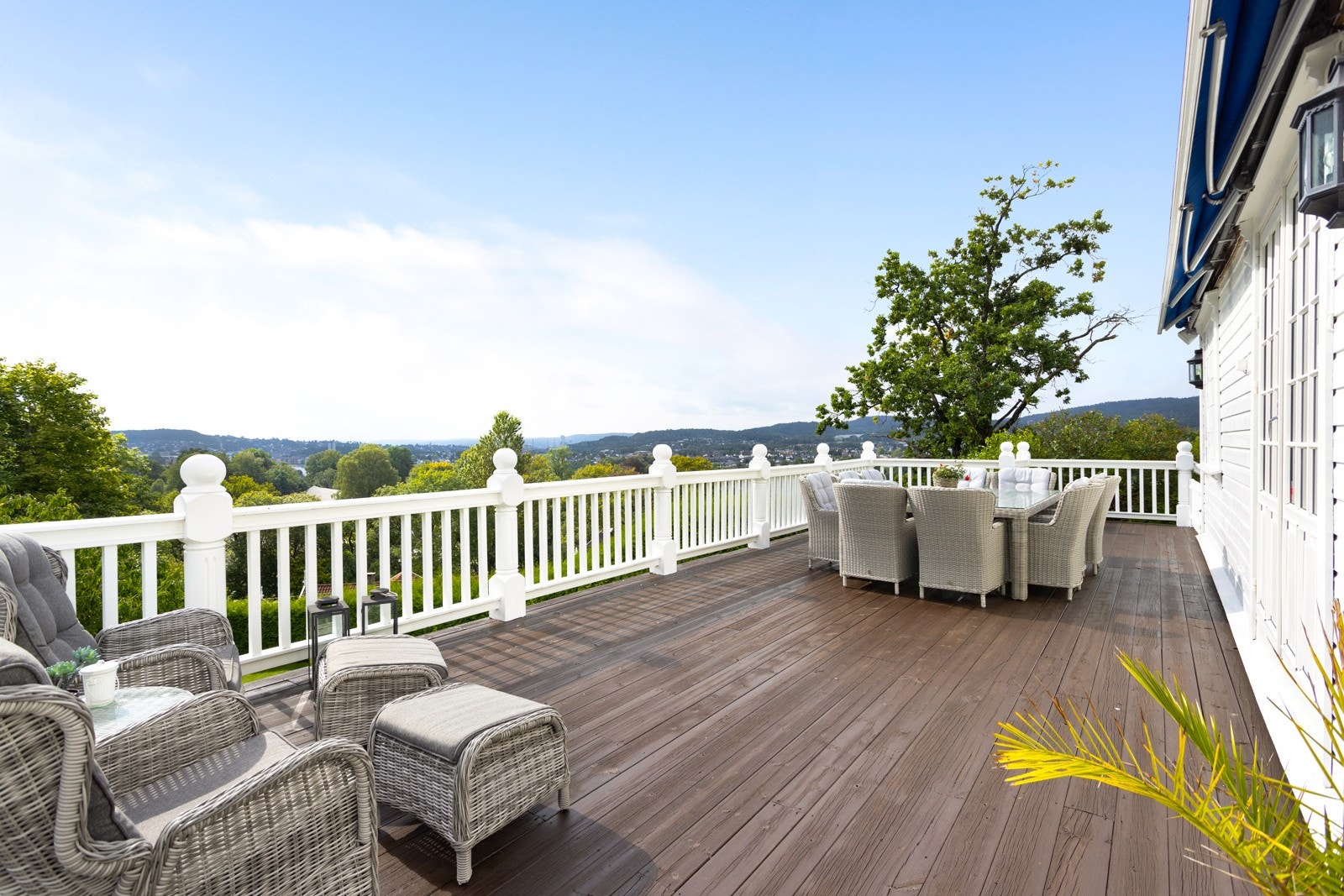 Fantastisk veranda med gode solforhold