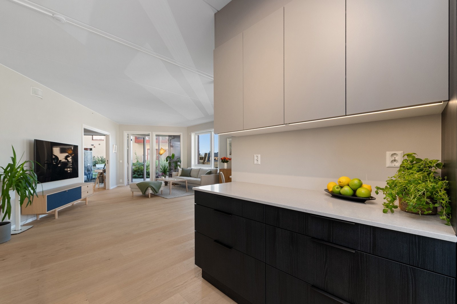 Godt med skap og benkplass Galleribilde