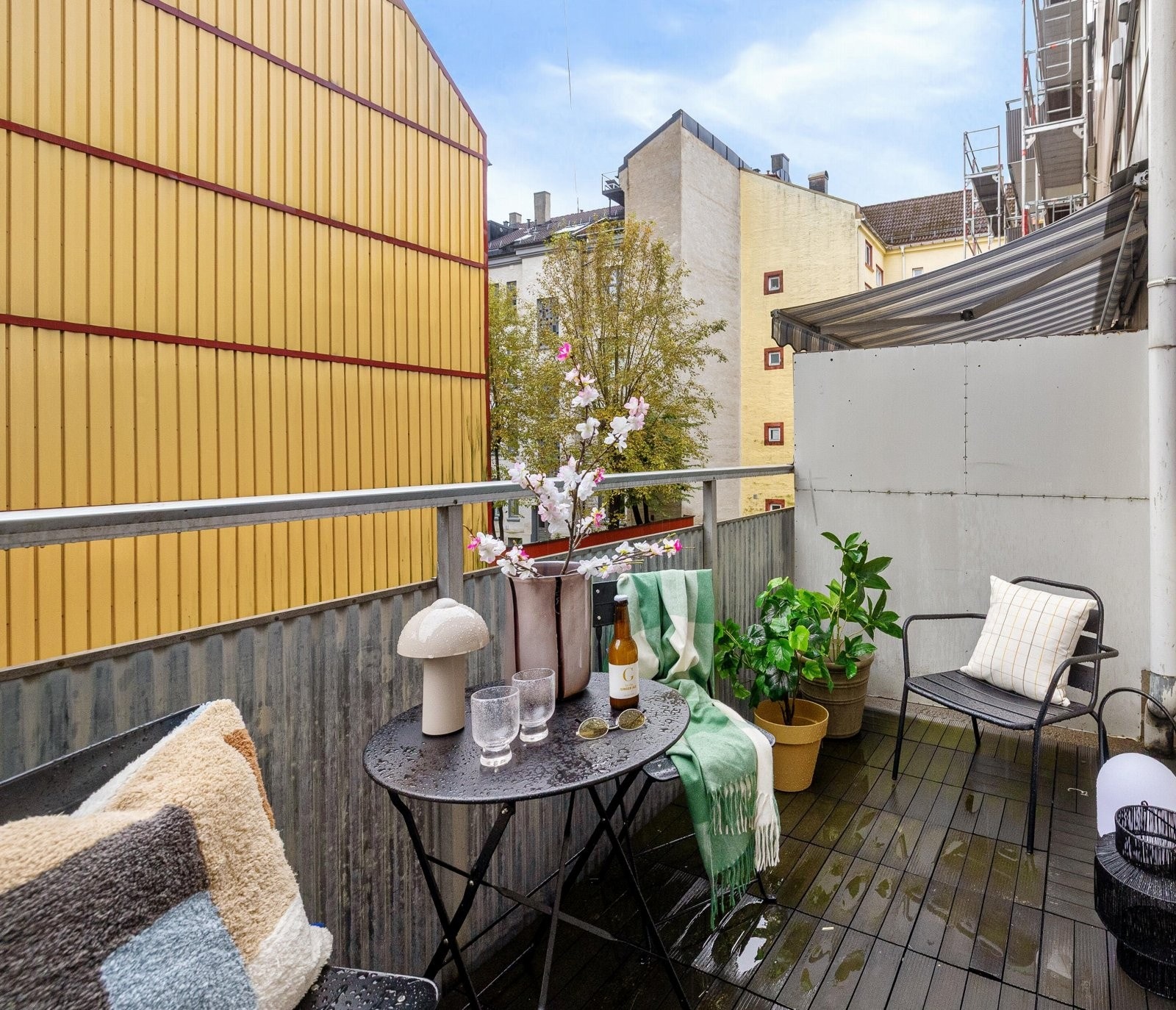 Fra hovedsoverommet er det utgang til en den sørøstvendt balkongen. Galleribilde
