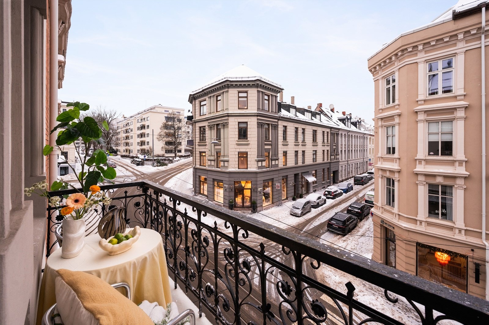 Her får du en flott 2-roms selveierleilighet med en sentral beliggenhet på Frogner. Galleribilde