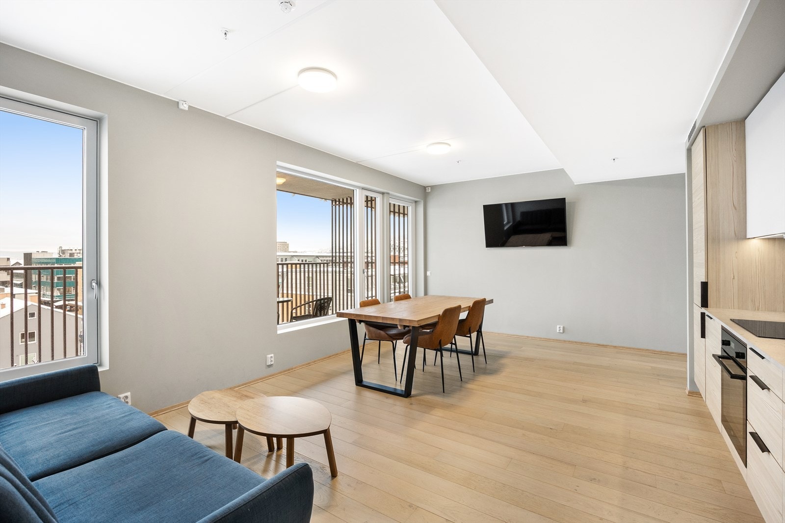 Dette er en 3-roms leilighet med attraktiv beliggenhet i Lillestrøm sentrum, med nærhet til alt du trenger. Galleribilde