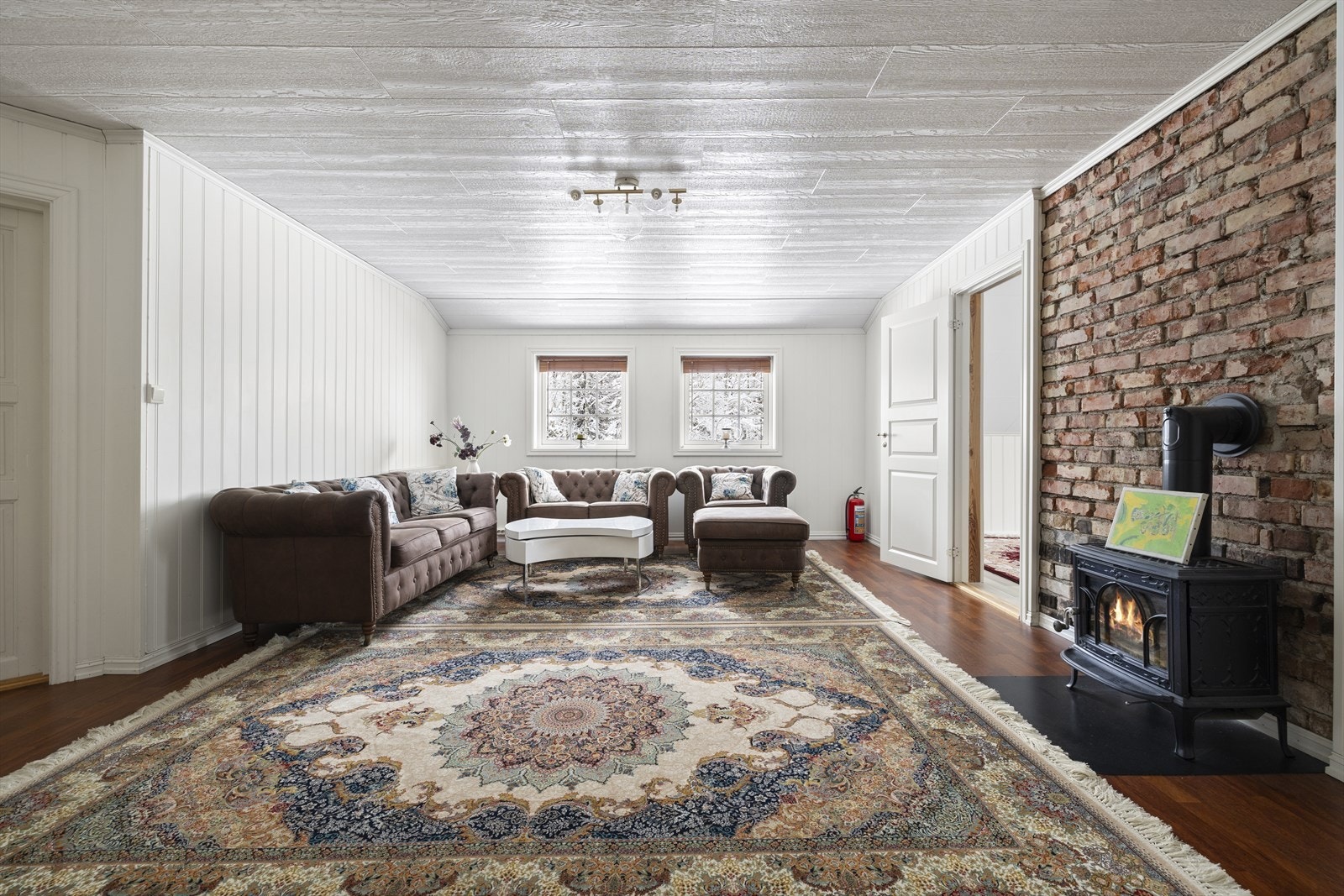 Også her er det en vedovn, som gir en lun og god atmosfære. Galleribilde