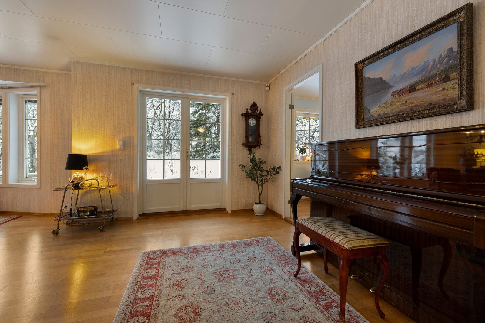 Stuen har en behagelig og avslappende atmosfære Galleribilde