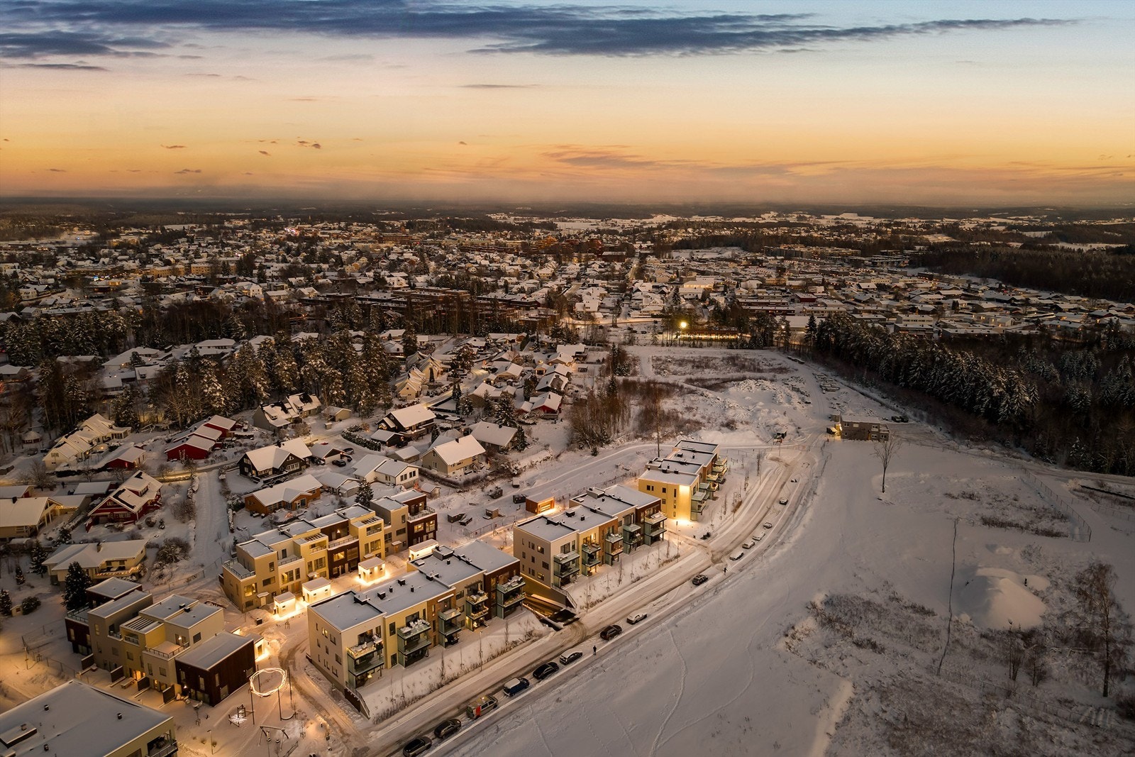 I Ski sentrum finnes alt av forretninger, servicetilbud og offentlig kommunikasjon Galleribilde