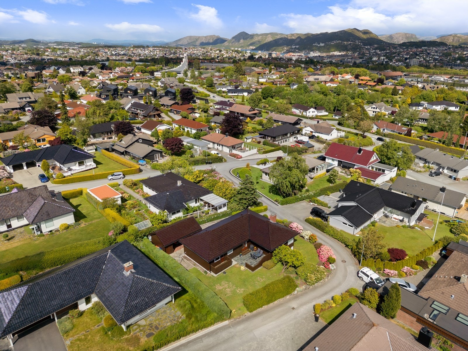 Attraktiv og barnevennlig beliggenhet i blindvei Galleribilde