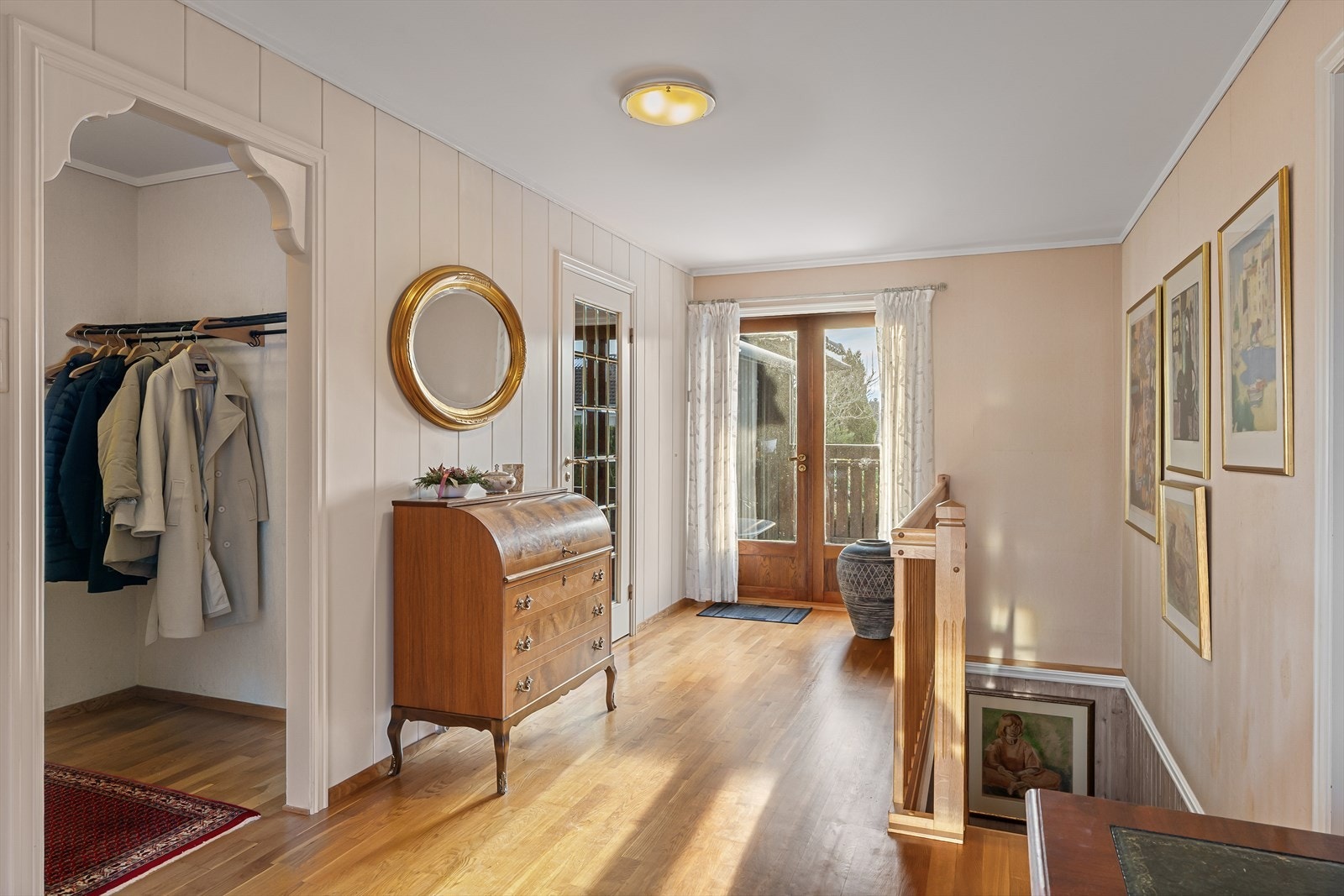 Entré/hall med garderobeplass Galleribilde