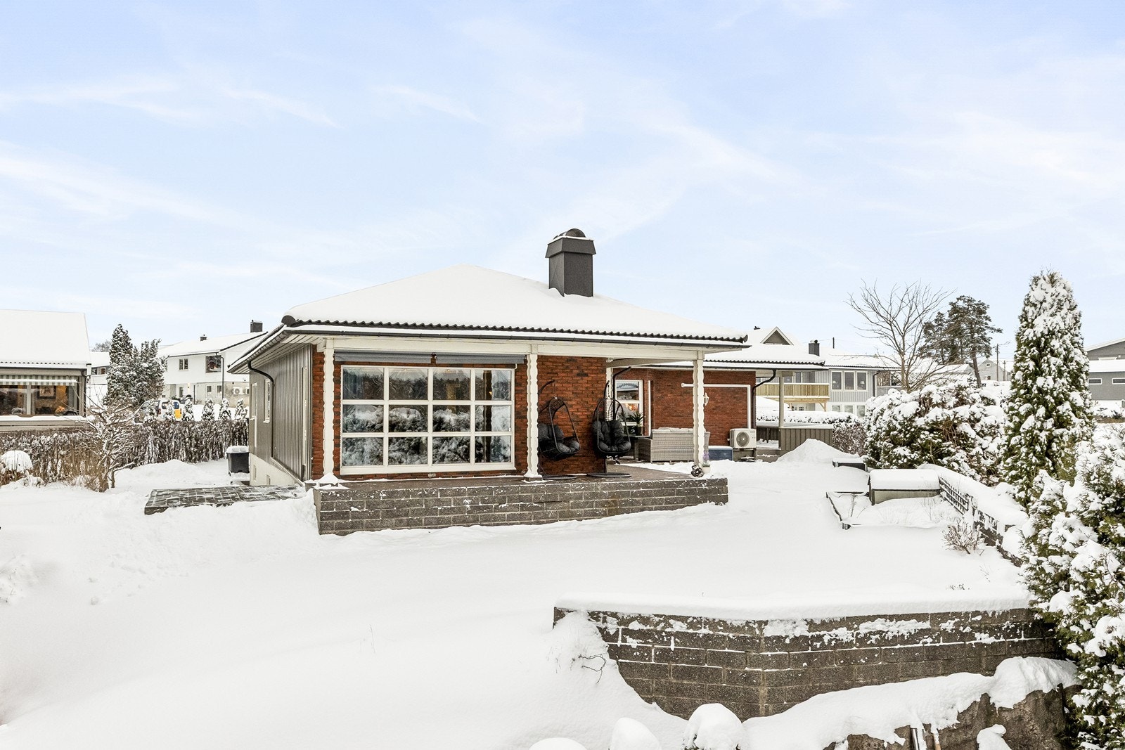 En solrik og barnevennlig eiendom. Galleribilde