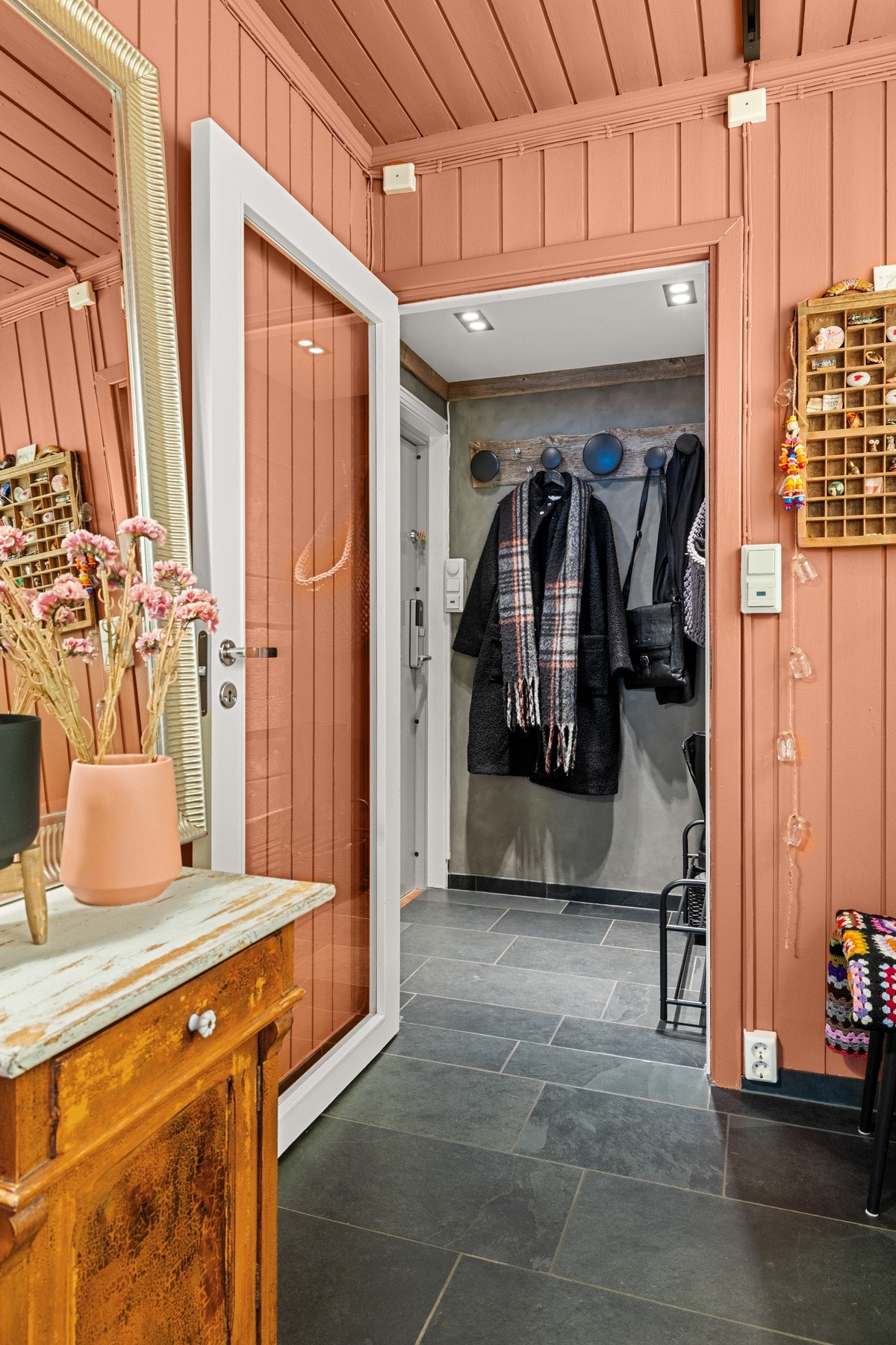 Gulvvarme i entré. Galleribilde