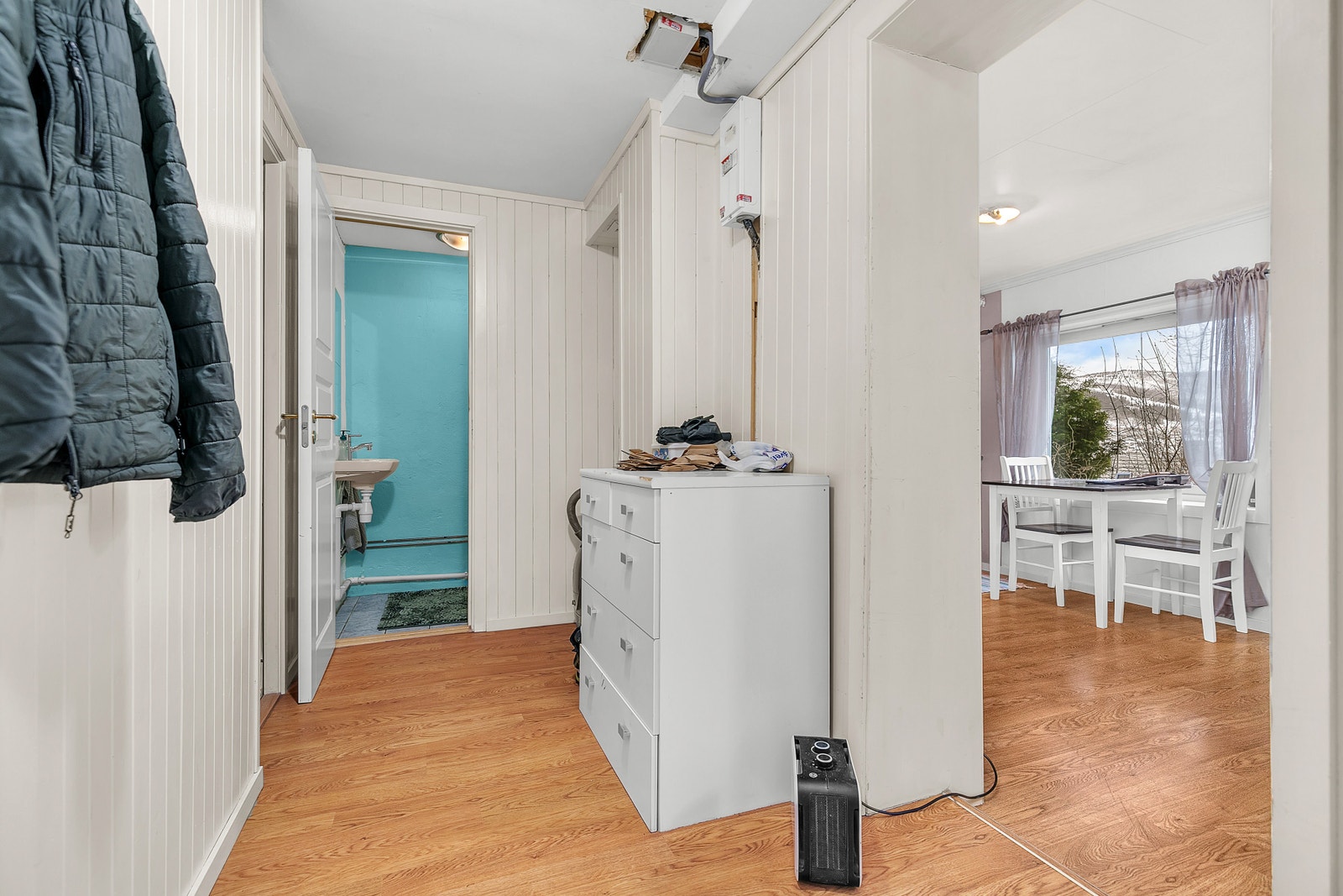 Utleiedel sokkeletasje Galleribilde