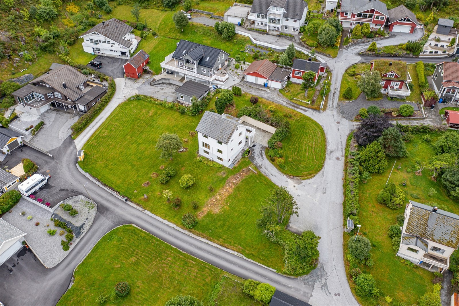 Velkommen til en hyggelig visning! (Foto Blåtind Fotografikk) Galleribilde