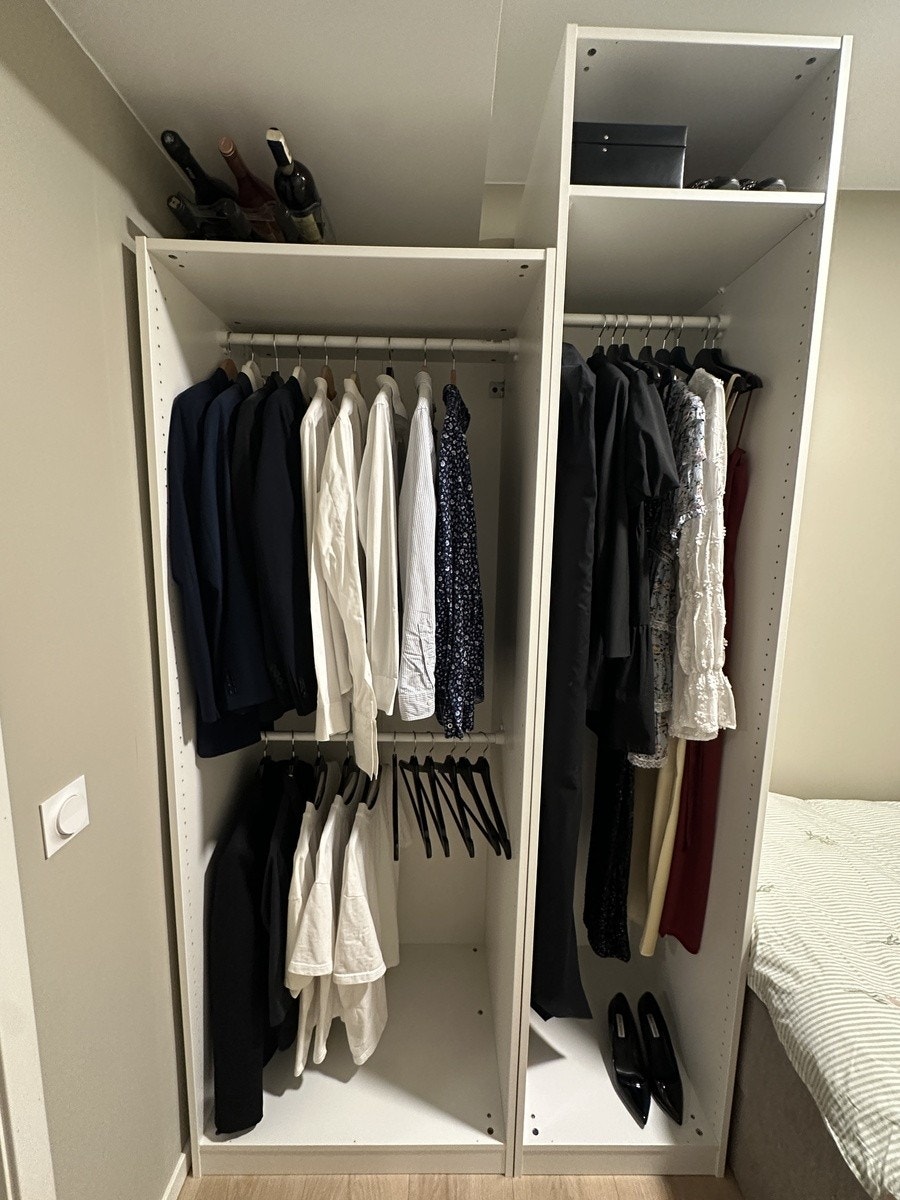 Et klesskap med mye plass. Galleribilde