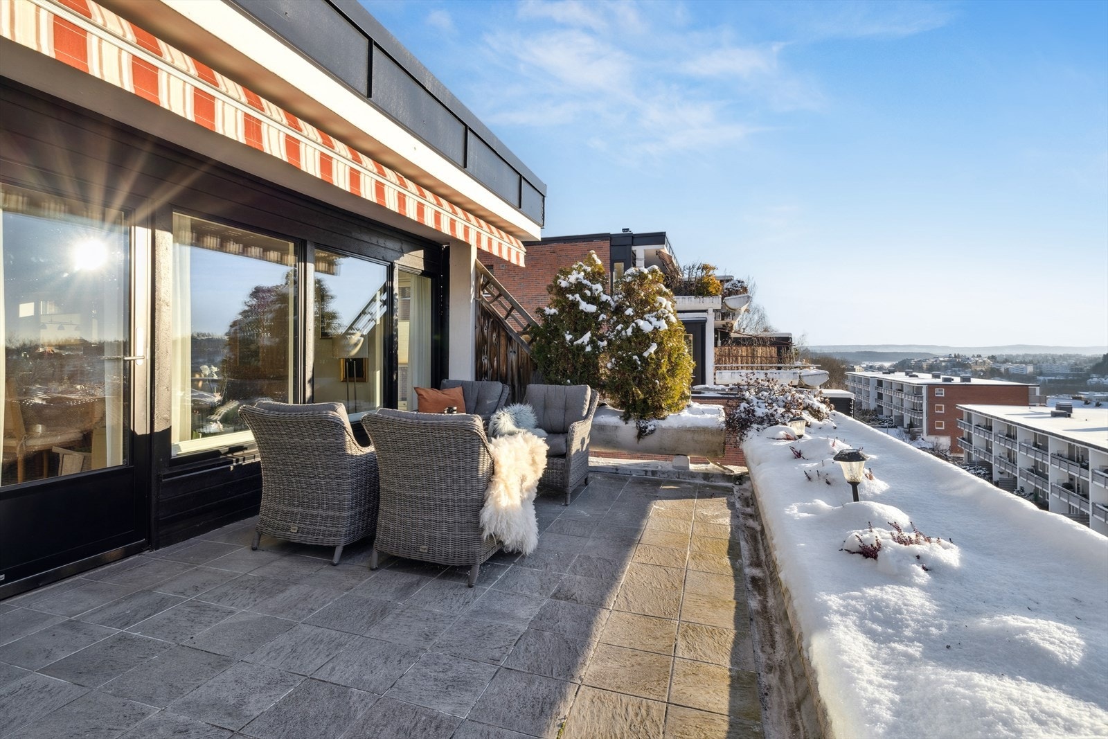 20 m² med terrasse med flott utsikt Galleribilde