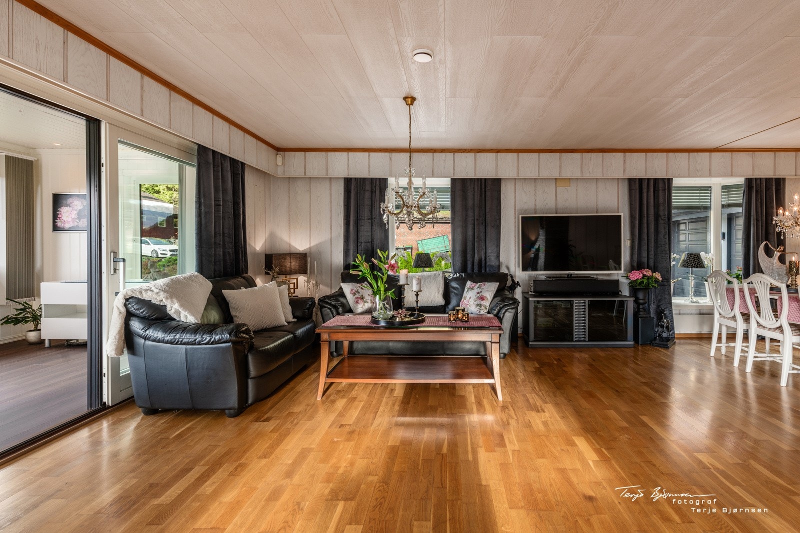 Sofakroken. Galleribilde