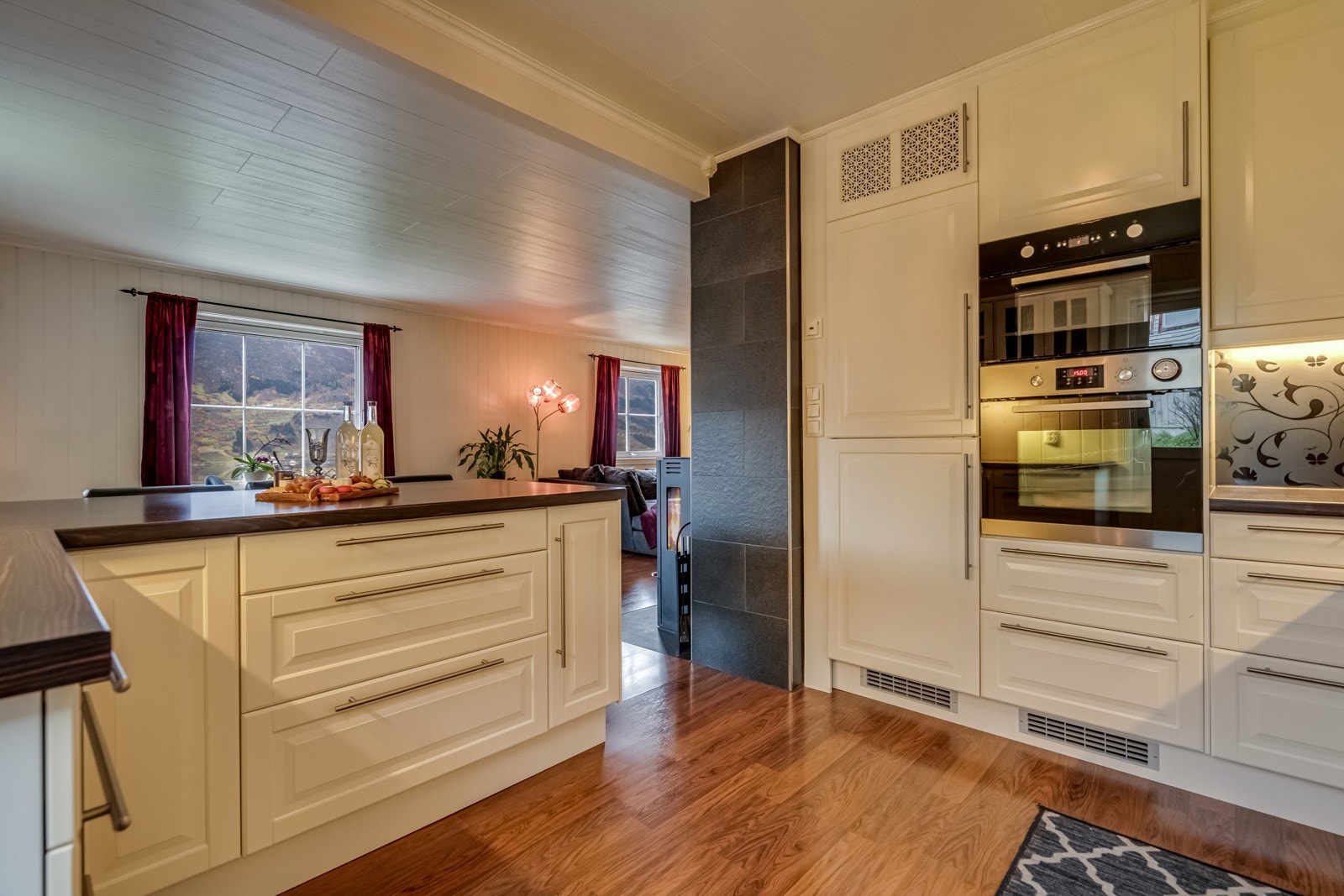 Alle integrerte hvitevarer. Galleribilde