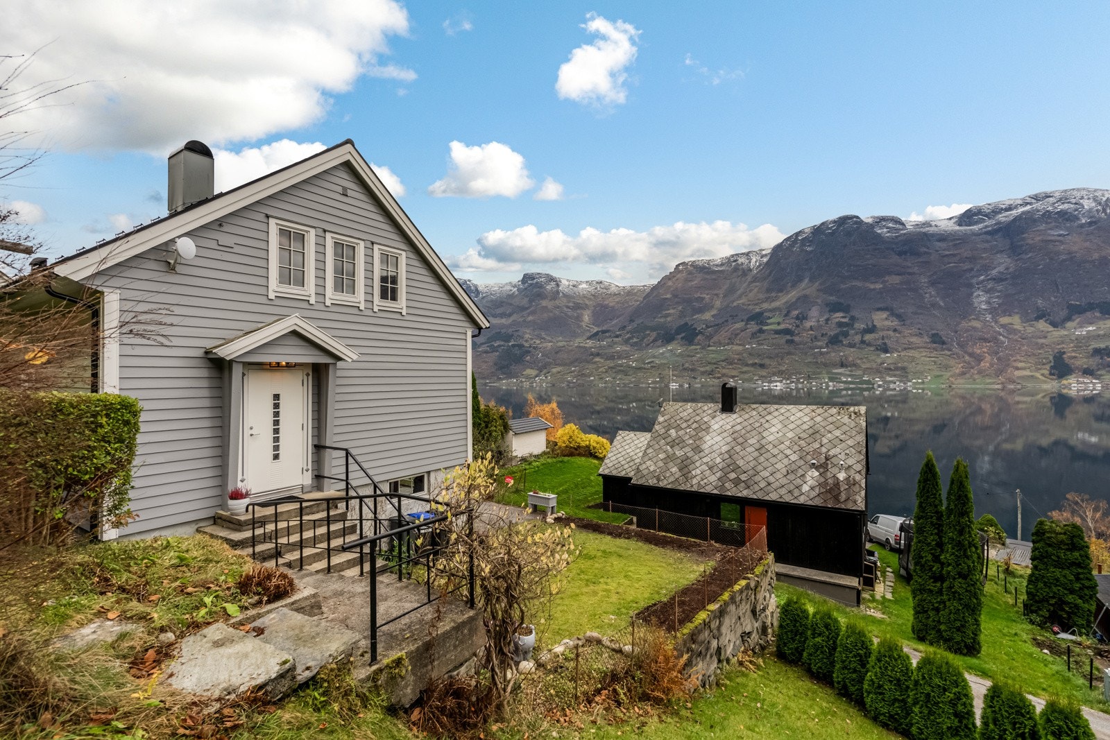 Flisabakken 12 Galleribilde