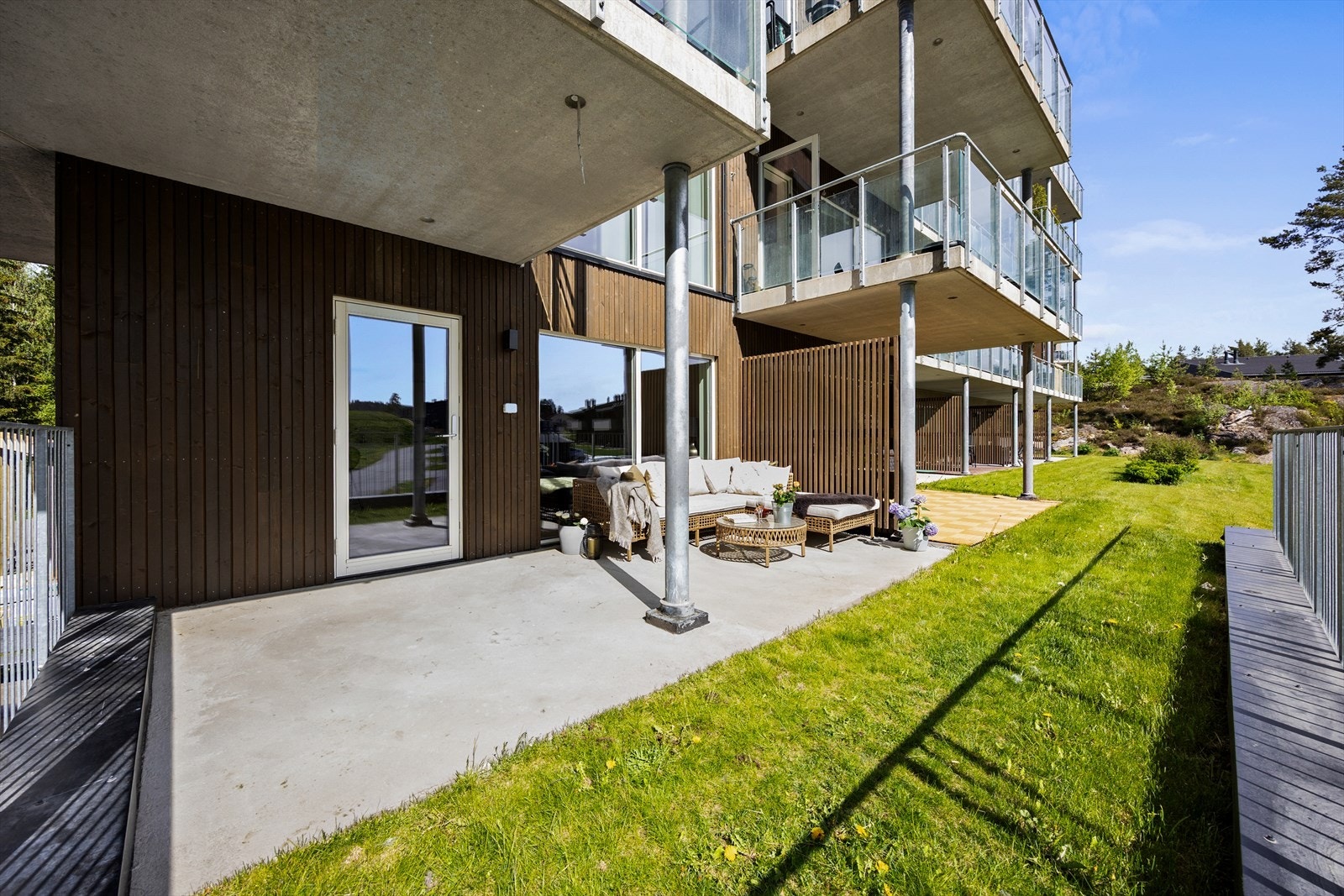 Her får man også plen med videre tilgang til sameiets fellesområder Galleribilde