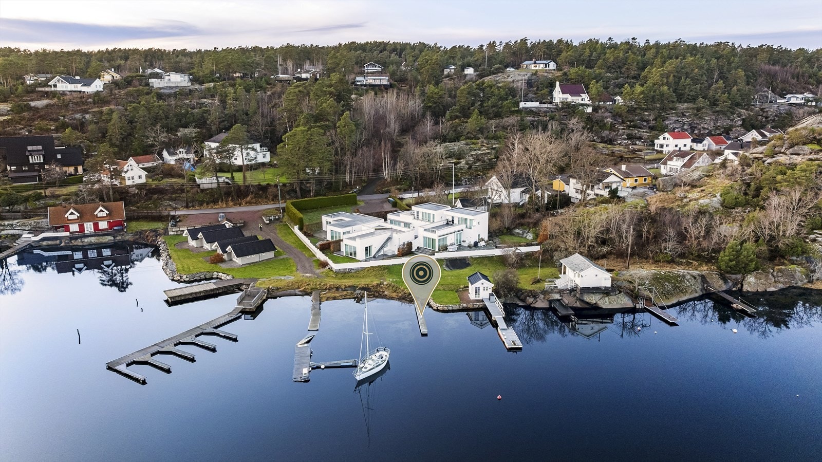 Et rolig og hyggelig område mellom populære Engø og Ormelet. Galleribilde